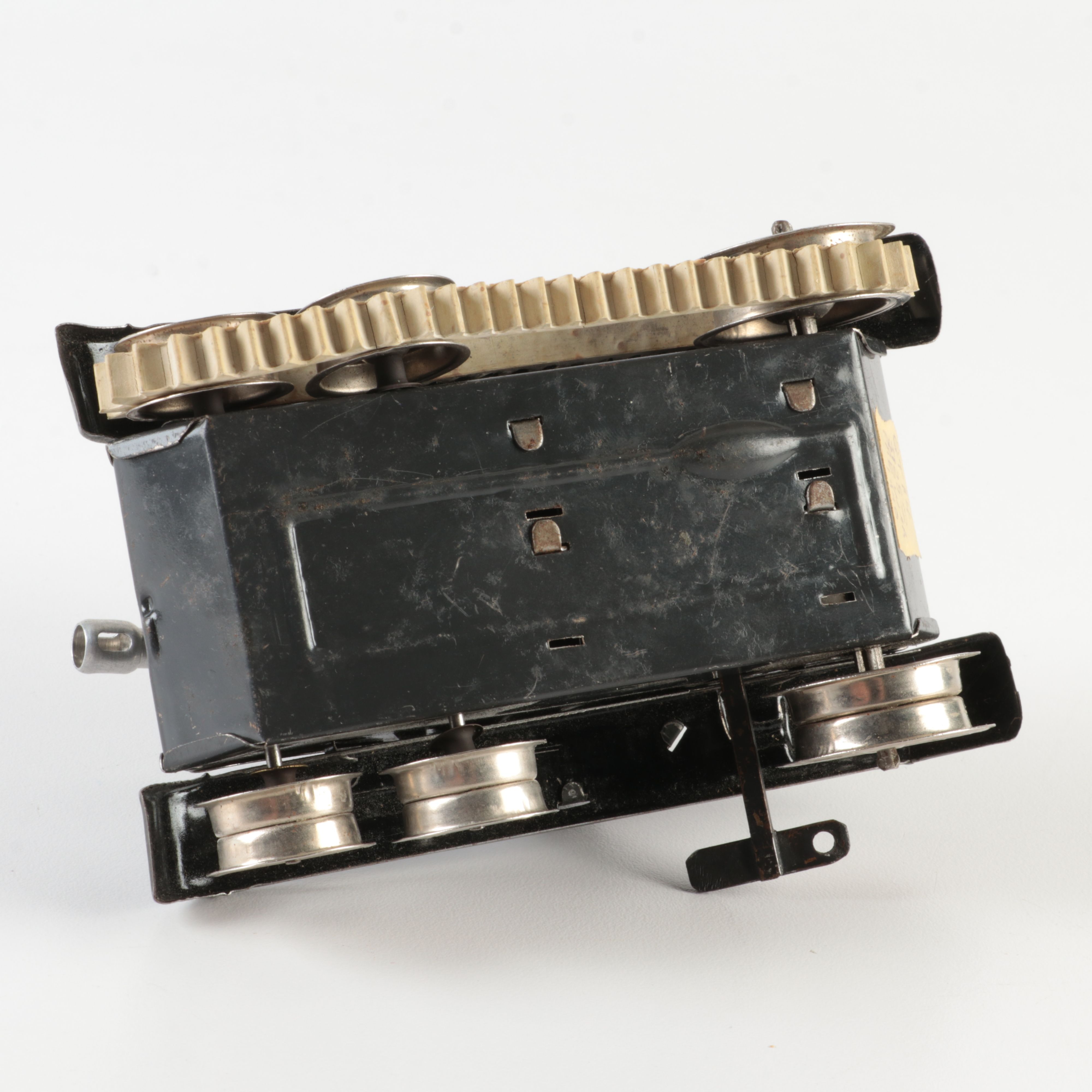 Post War Gamma No. 70 Tank and Two Barclay Lead Soldiers