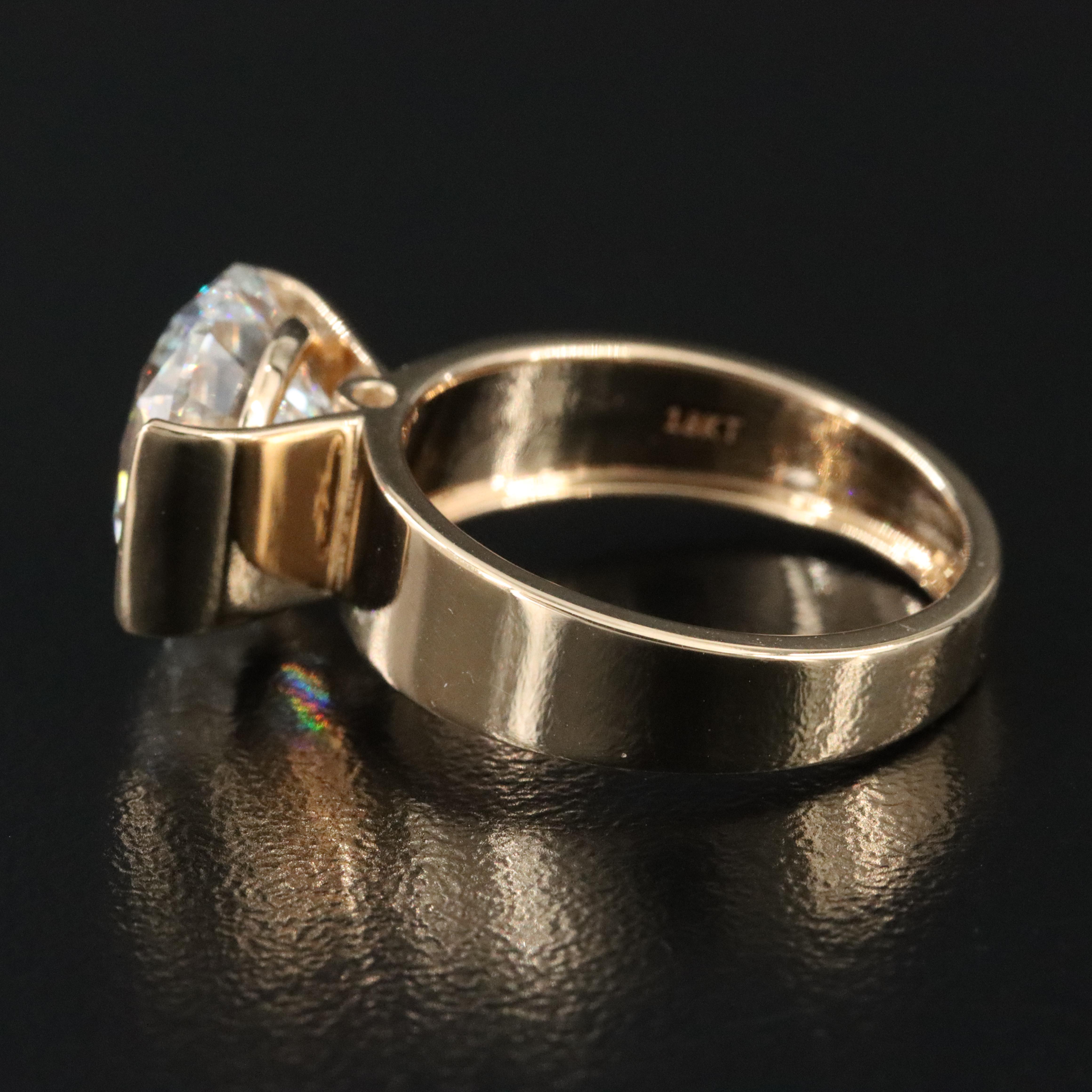 18K 5.54 CT Lab Grown Diamond Solitaire Ring with IGI Report