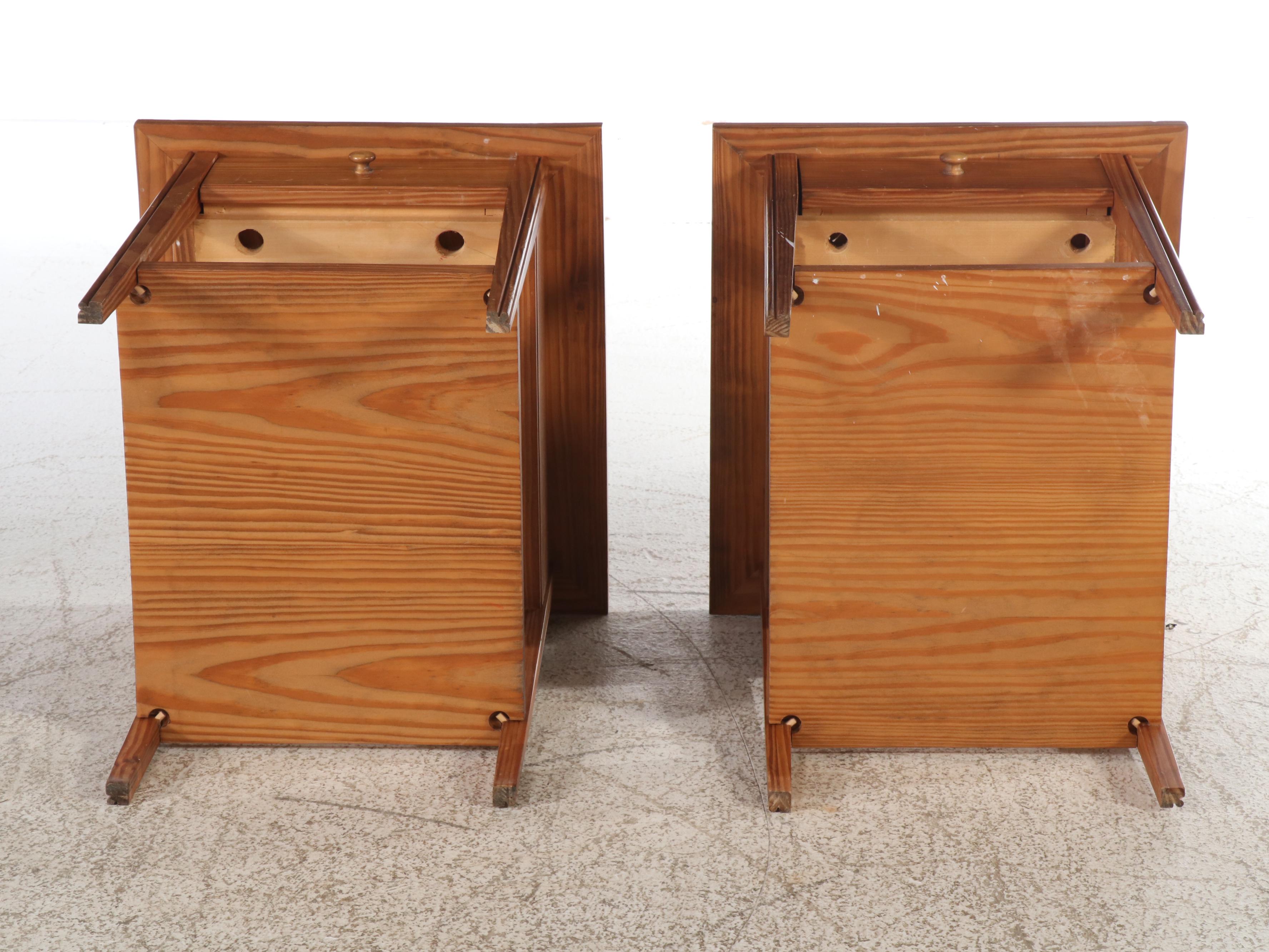 Pair of Shaker Style Pine Single Drawer Stands, 20th Century