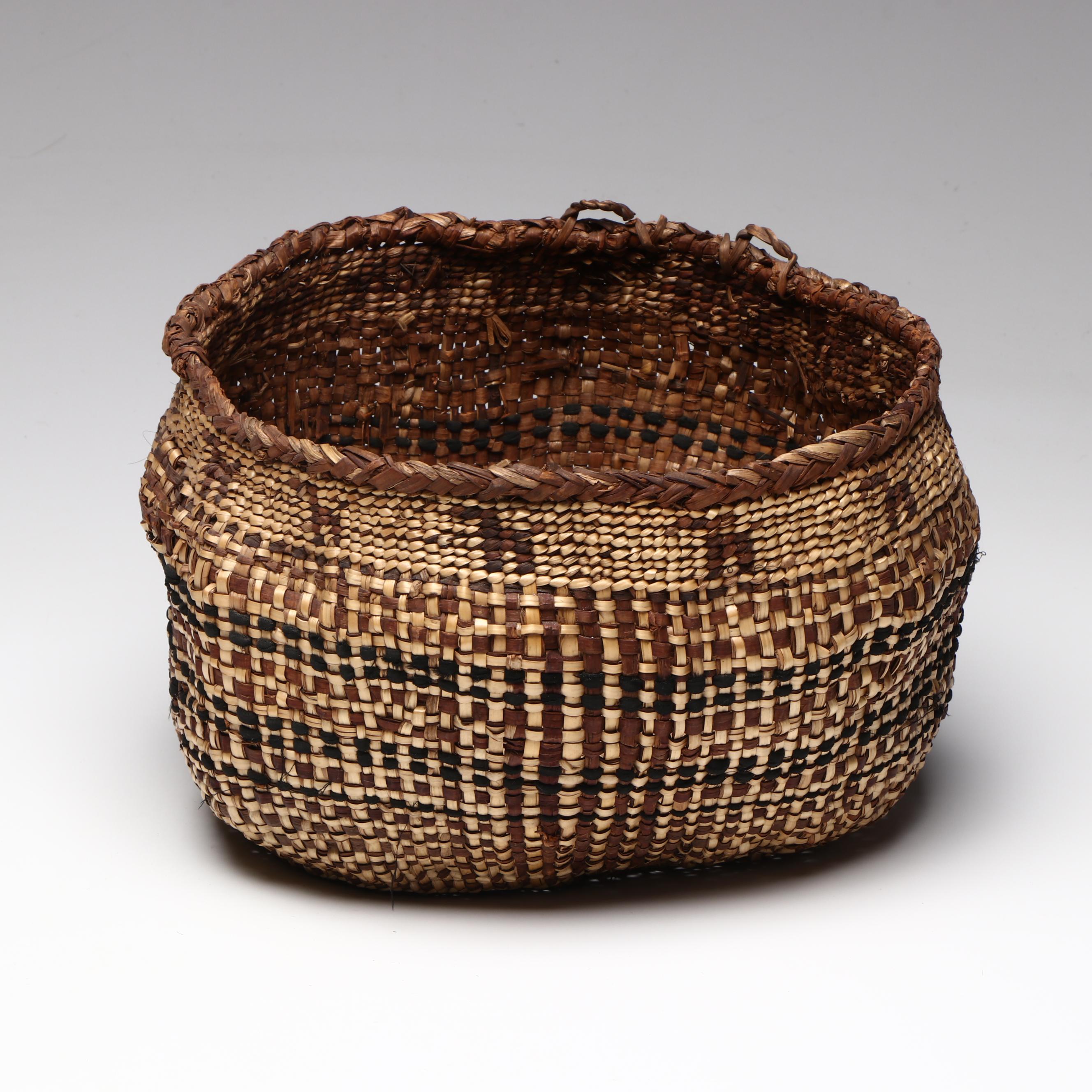 Indigenous Pacific Northwest Coast Skokomish Plaited Dog Motif Basket, 1910