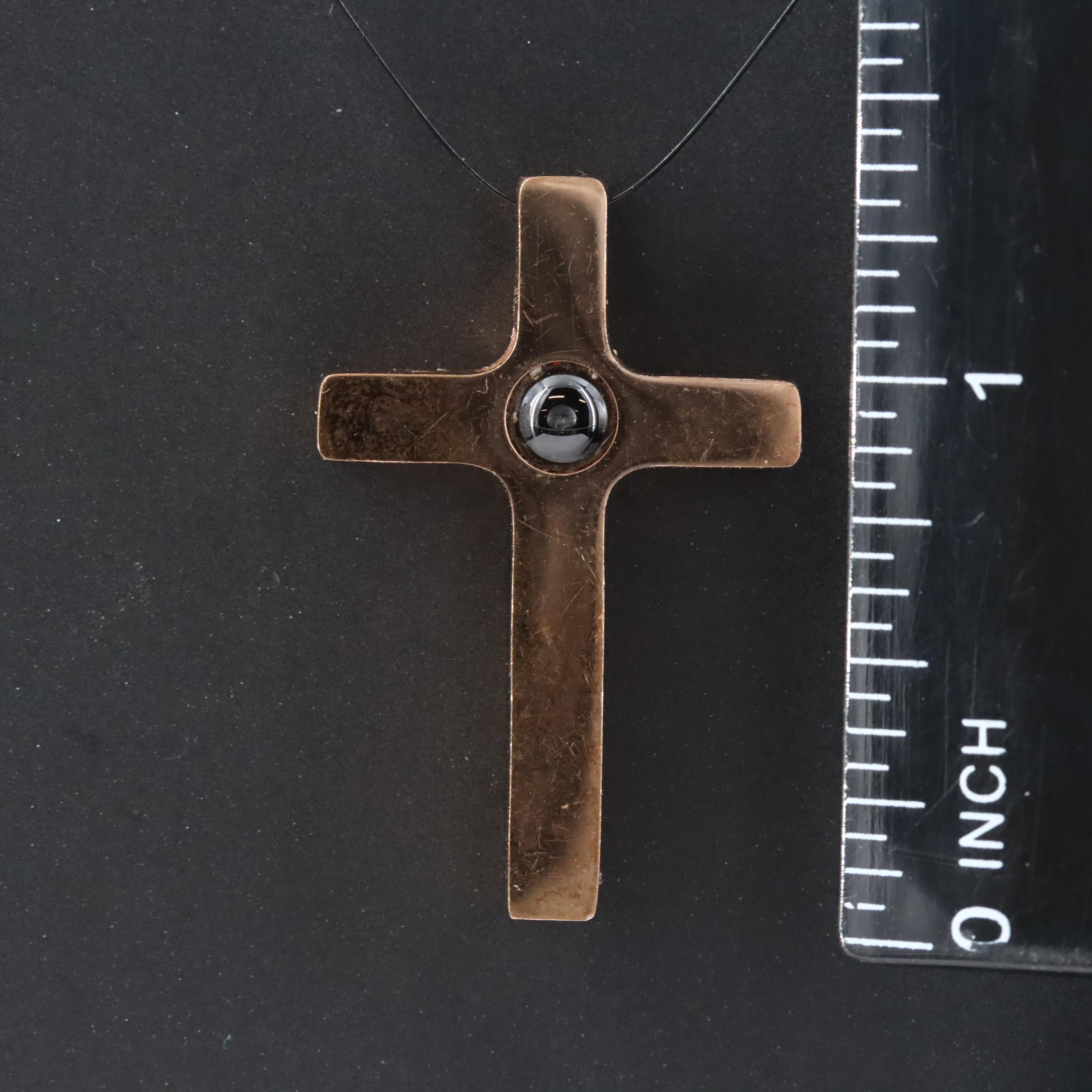 Stanhope Cross Pendant