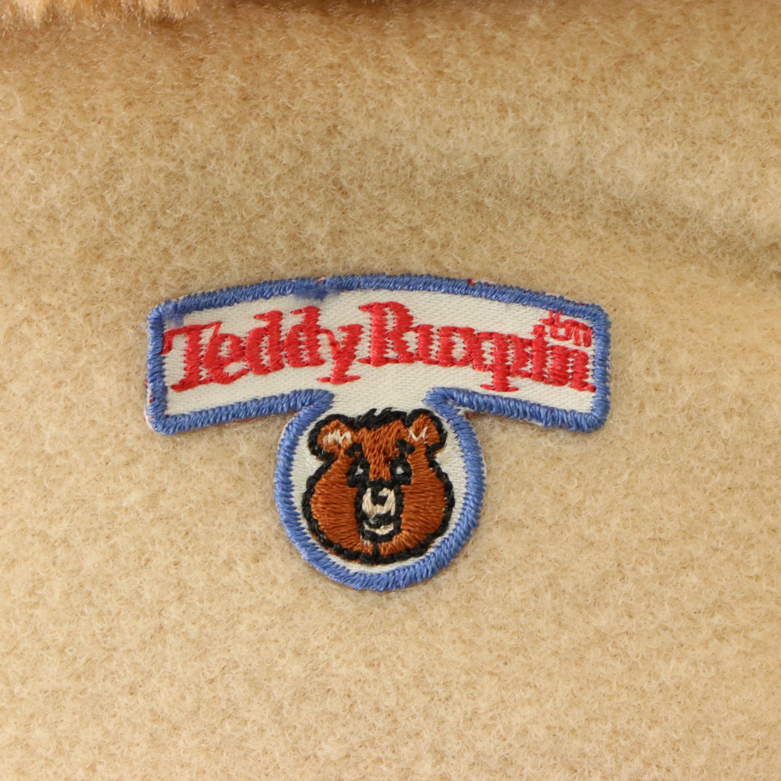 Toy Story 2 Strummin' Singin' Woody, Winnie the Pooh Bear, and Teddy Ruxpin