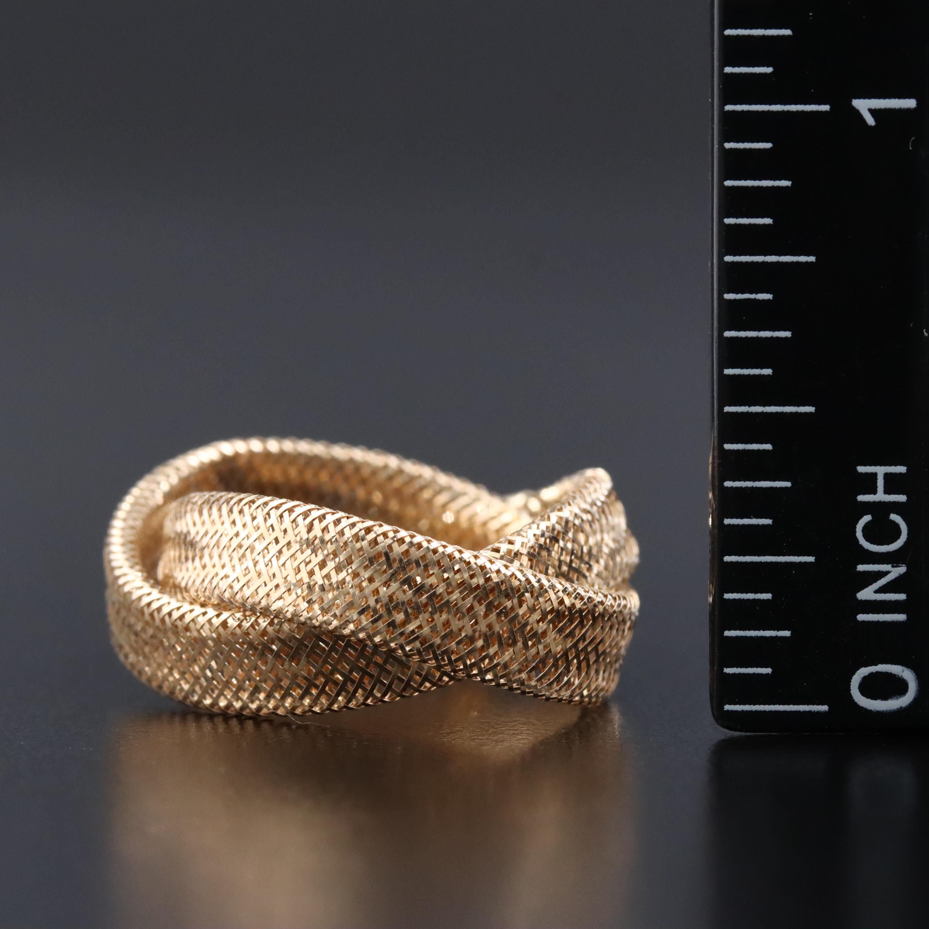 14K Mesh Crossover Ring