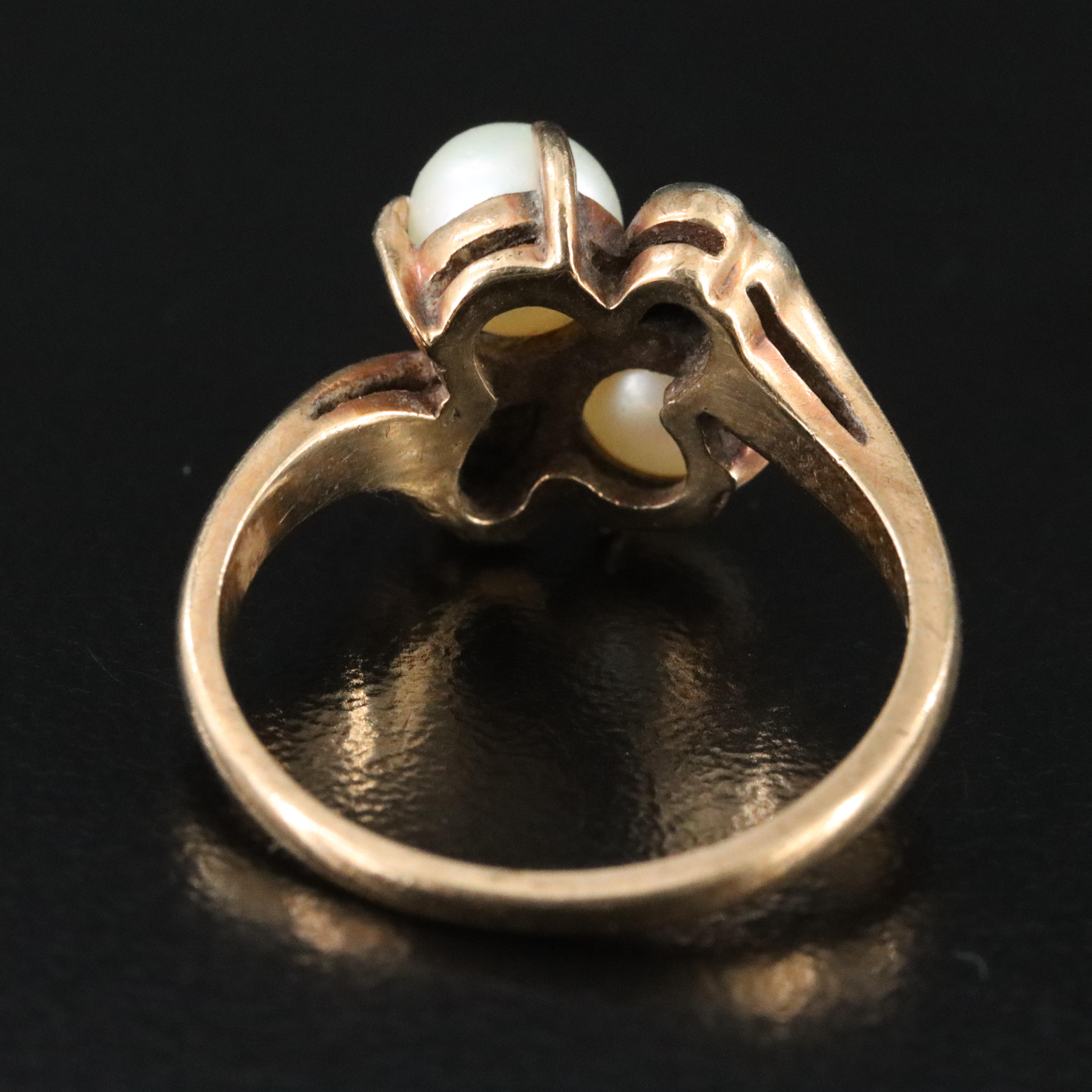 10K Pearl and Diamond Ring with Heart Details