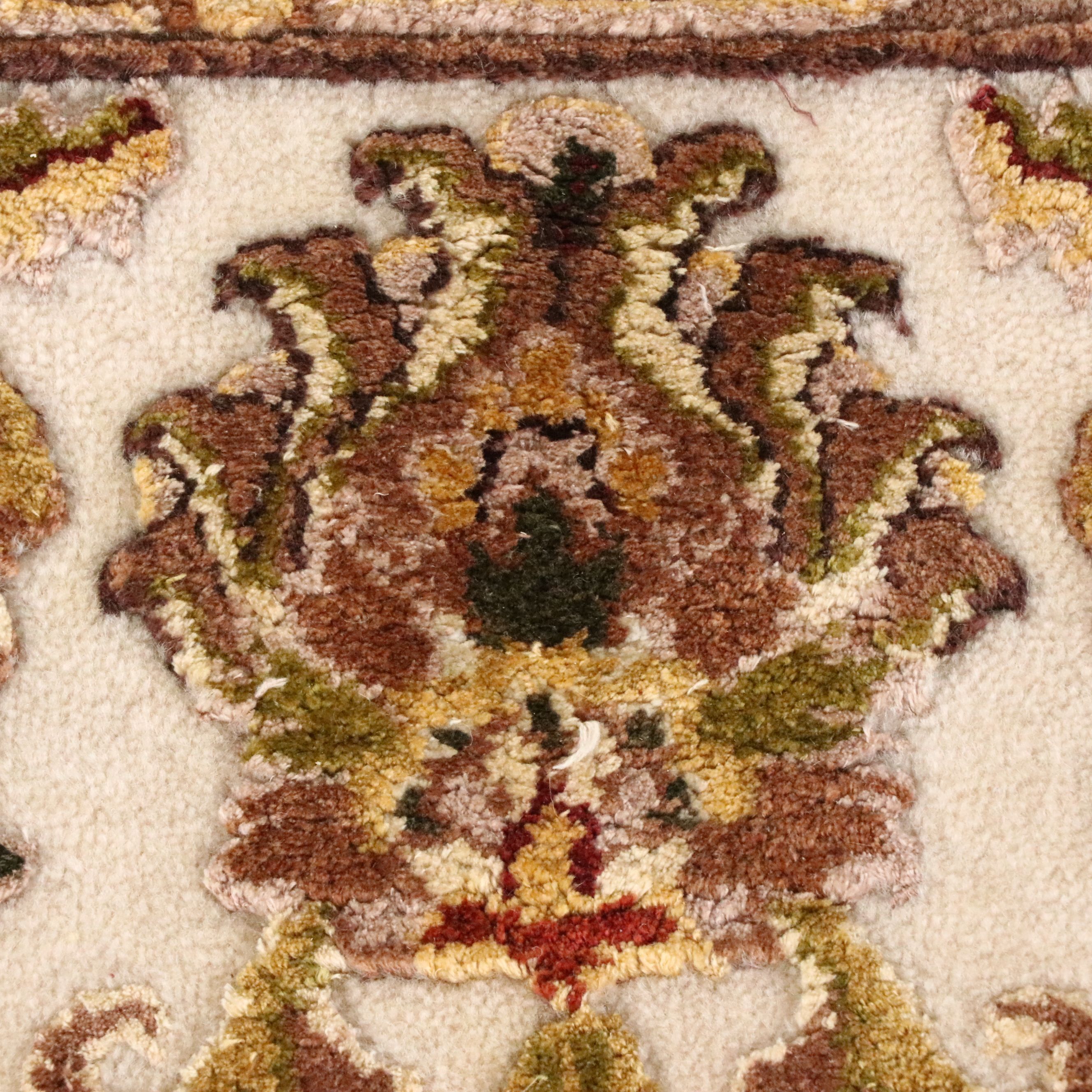 6' x 8'11 Hand-Knotted Indian Agra Silk Blend Area Rug