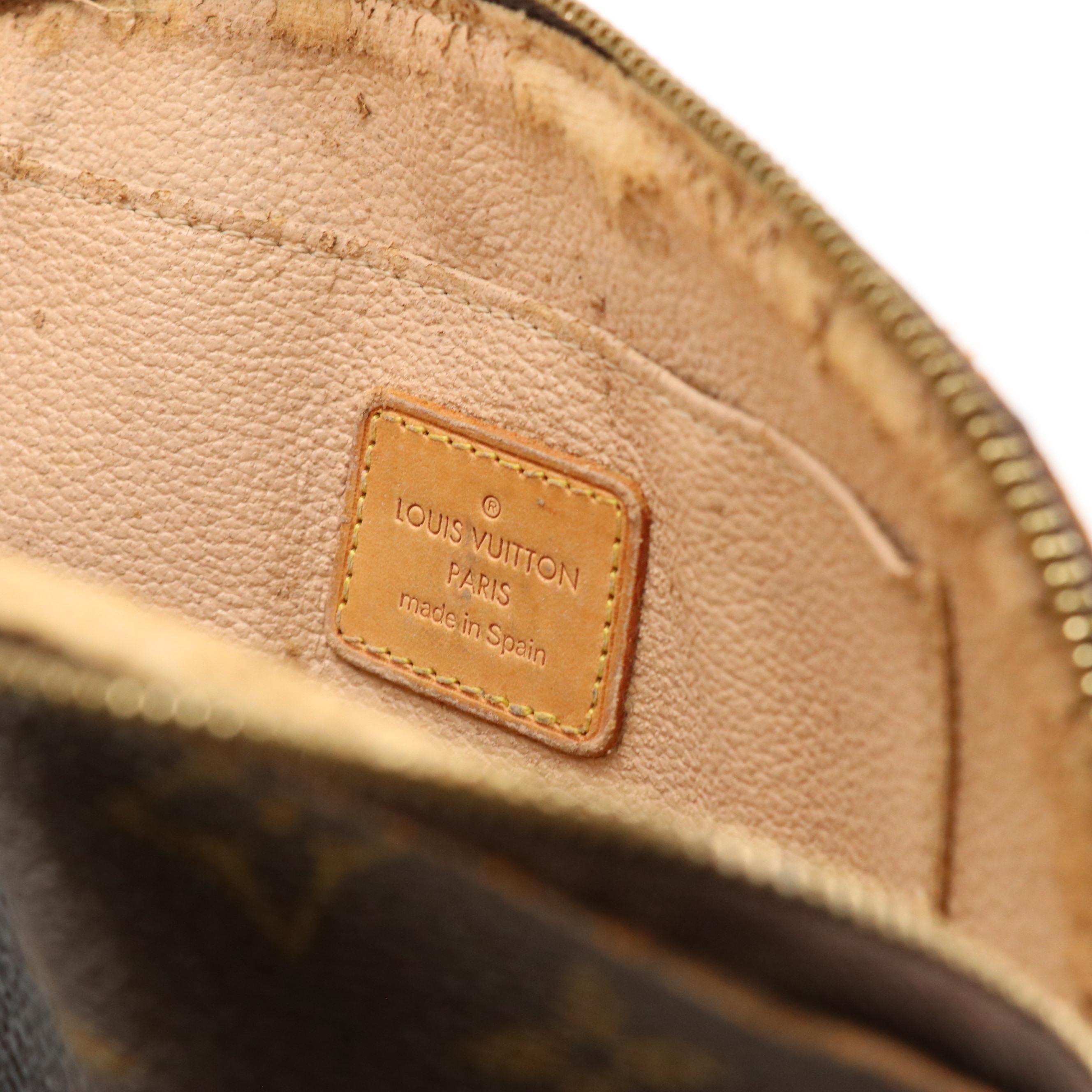 Louis Vuitton Cosmetic Zip Pouch in Monogram Canvas