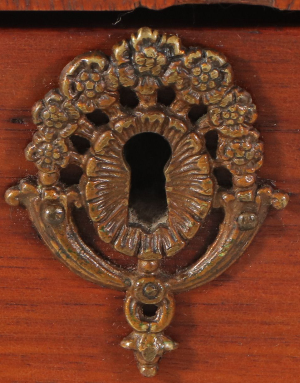 Mahogany Chest of Drawers, Late 19th to Early 20th Century