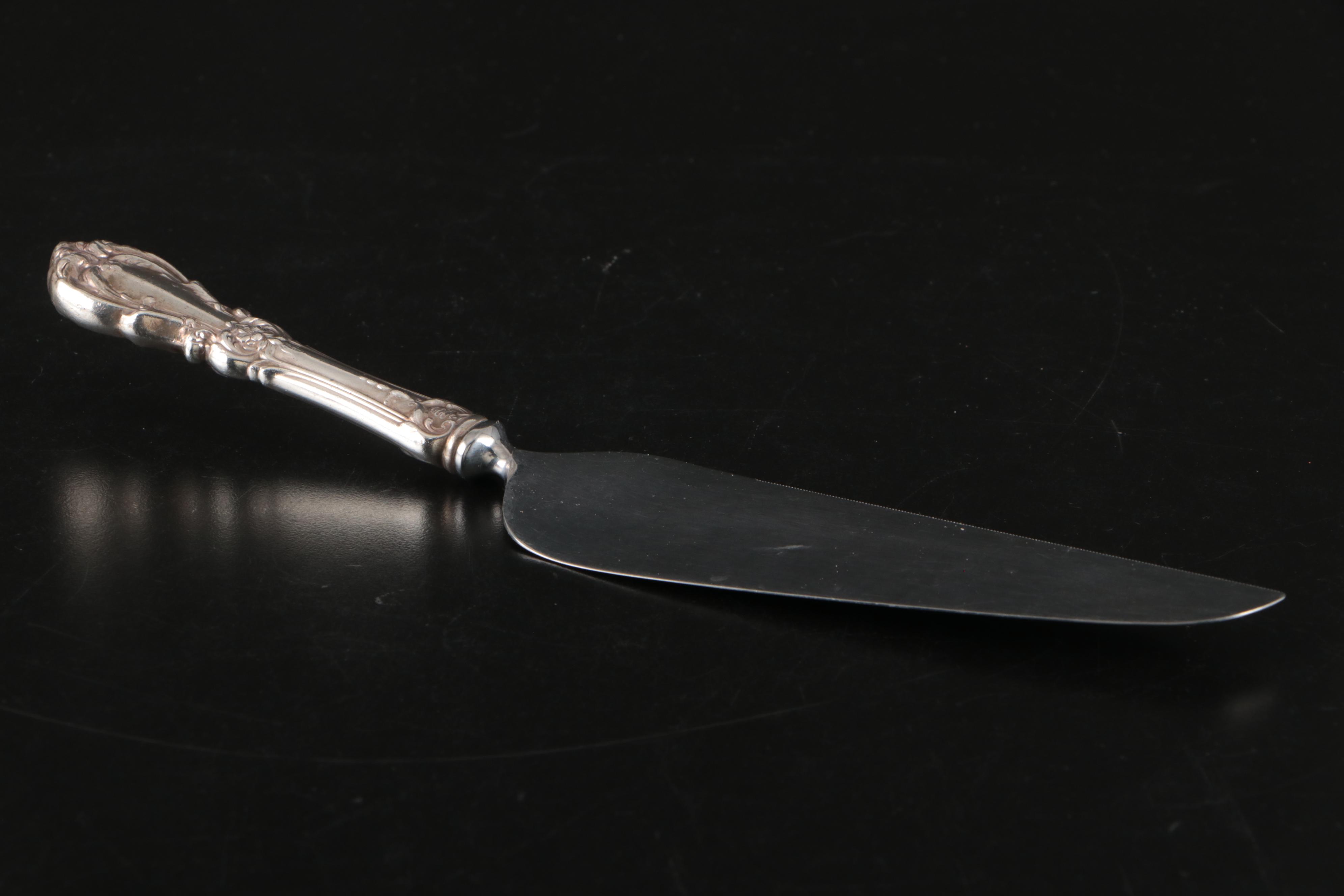 Reed & Barton "Burgundy" Sterling Silver Handled Pie/Cake Server