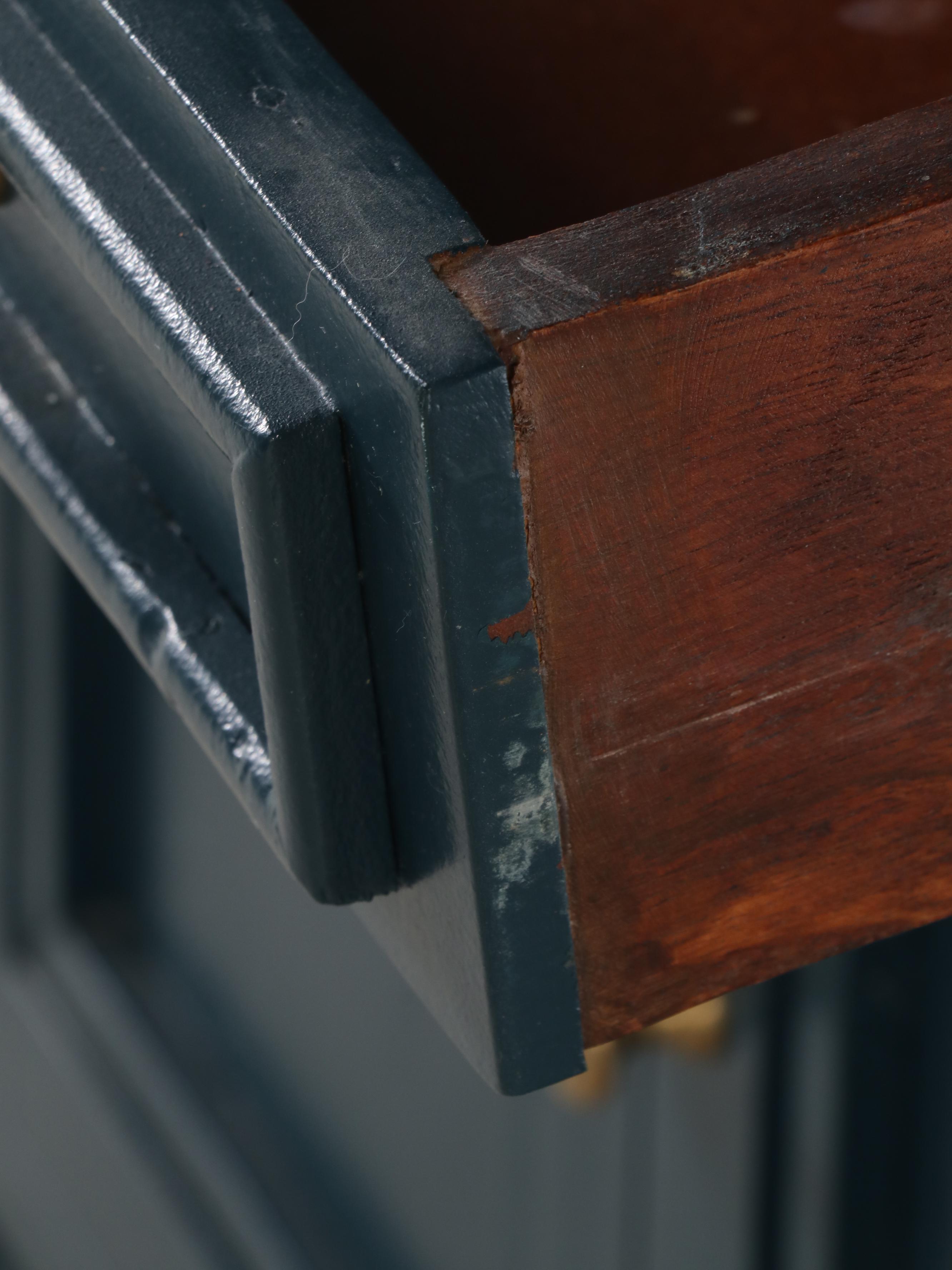 Traditional Style Blue-Painted Wood Buffet Cabinet