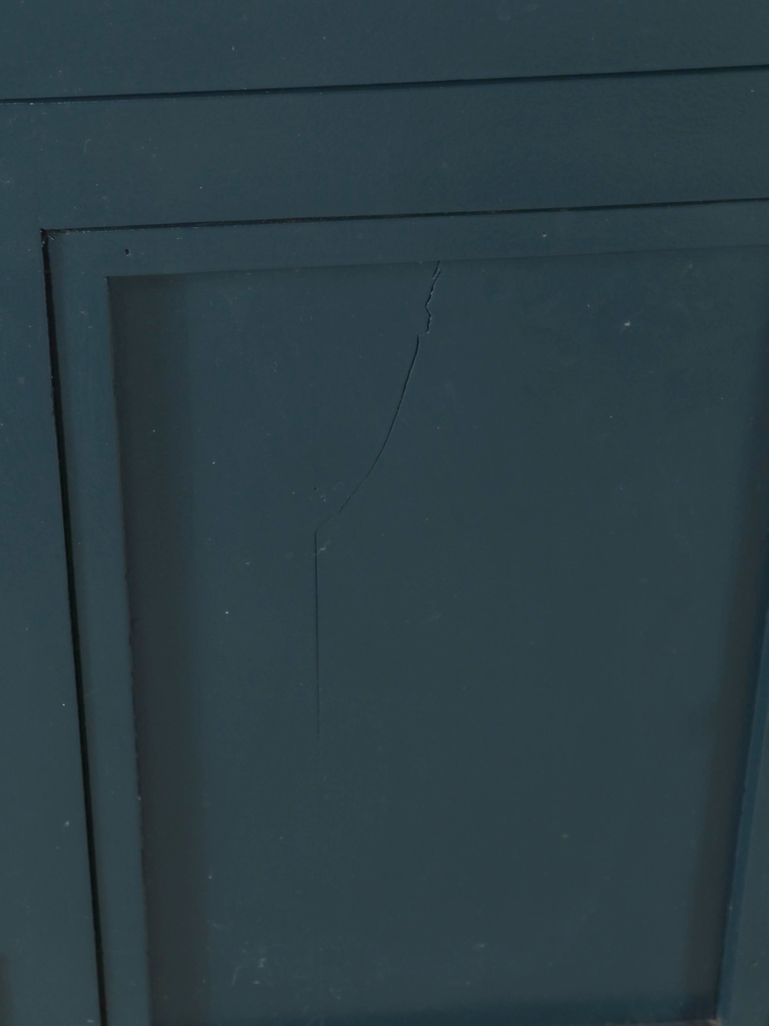 Traditional Style Blue-Painted Wood Buffet Cabinet