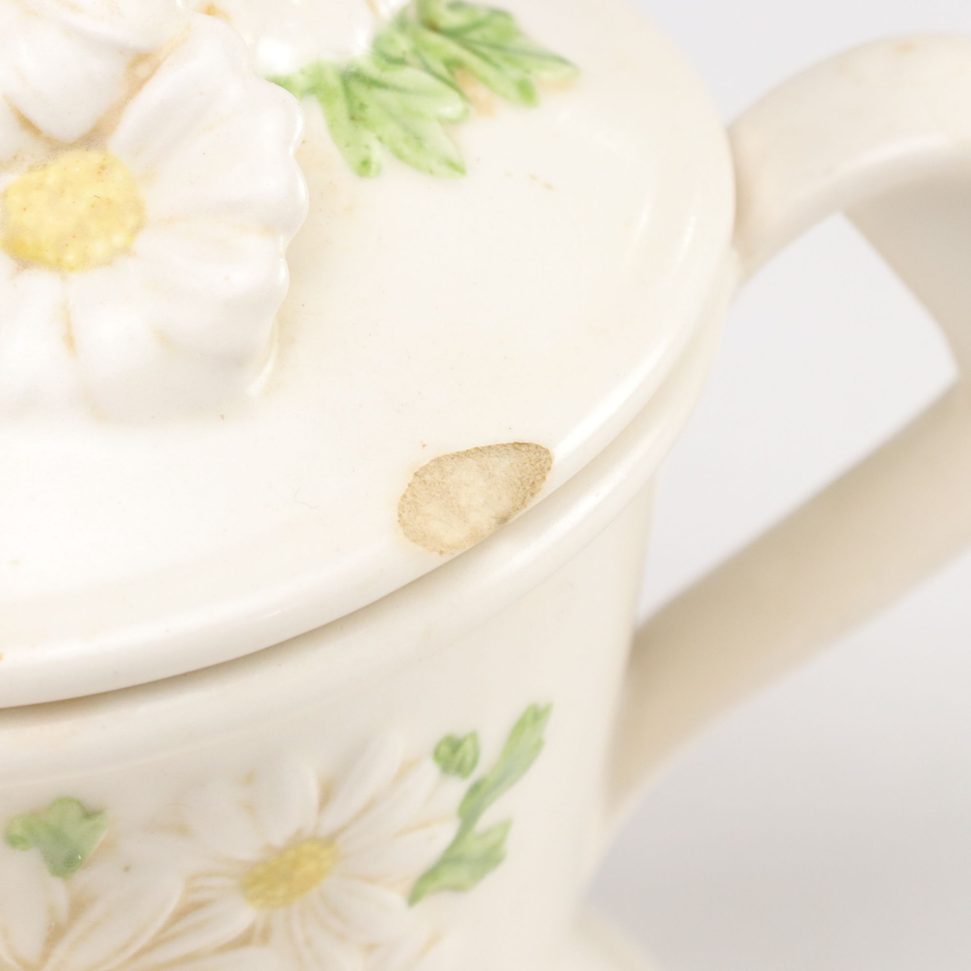 Metlox Poppy Trail  "Sculptured Daisy" Stoneware Dinnerware