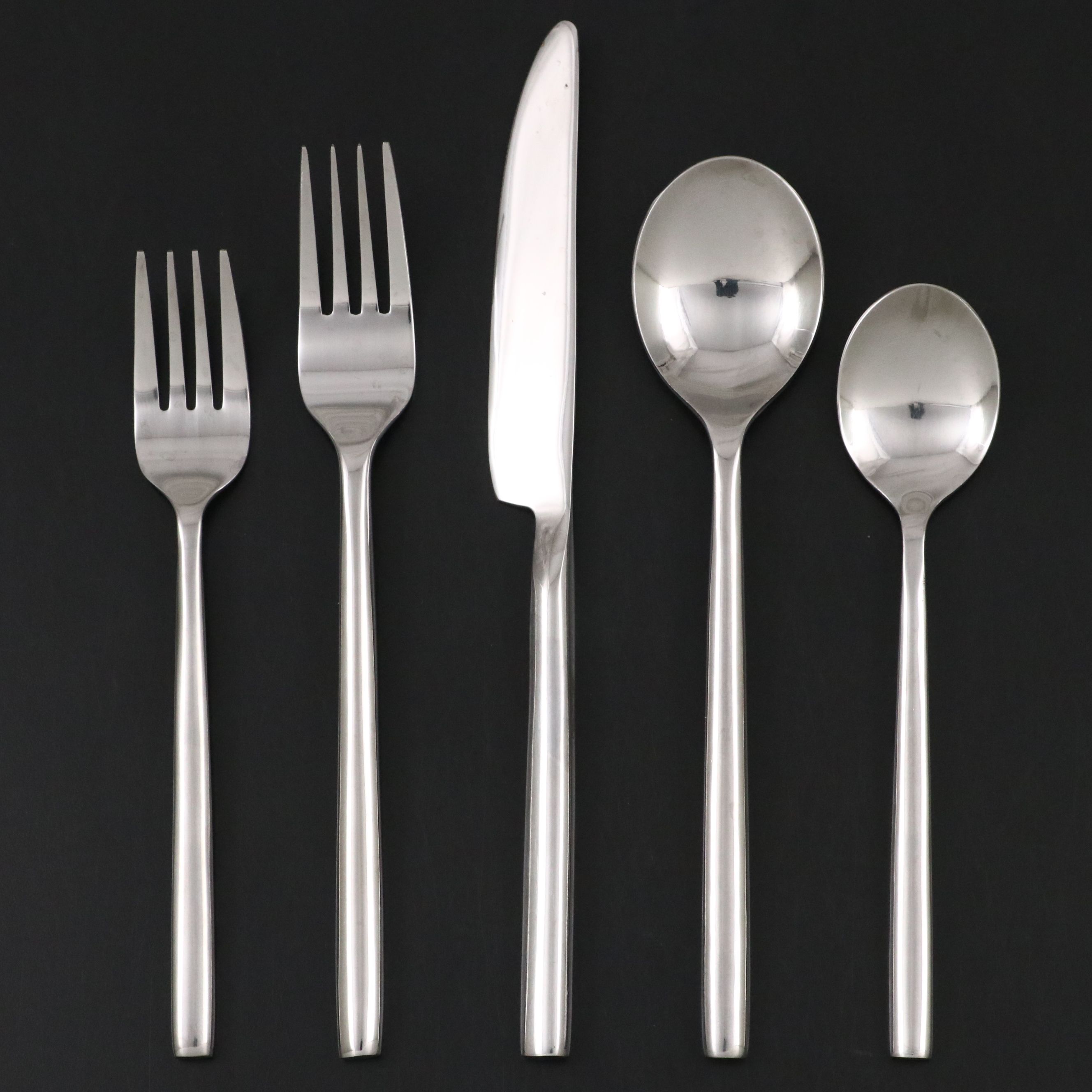 Cambridge "Applaud" Stainless Steel Flatware with Storage Chest