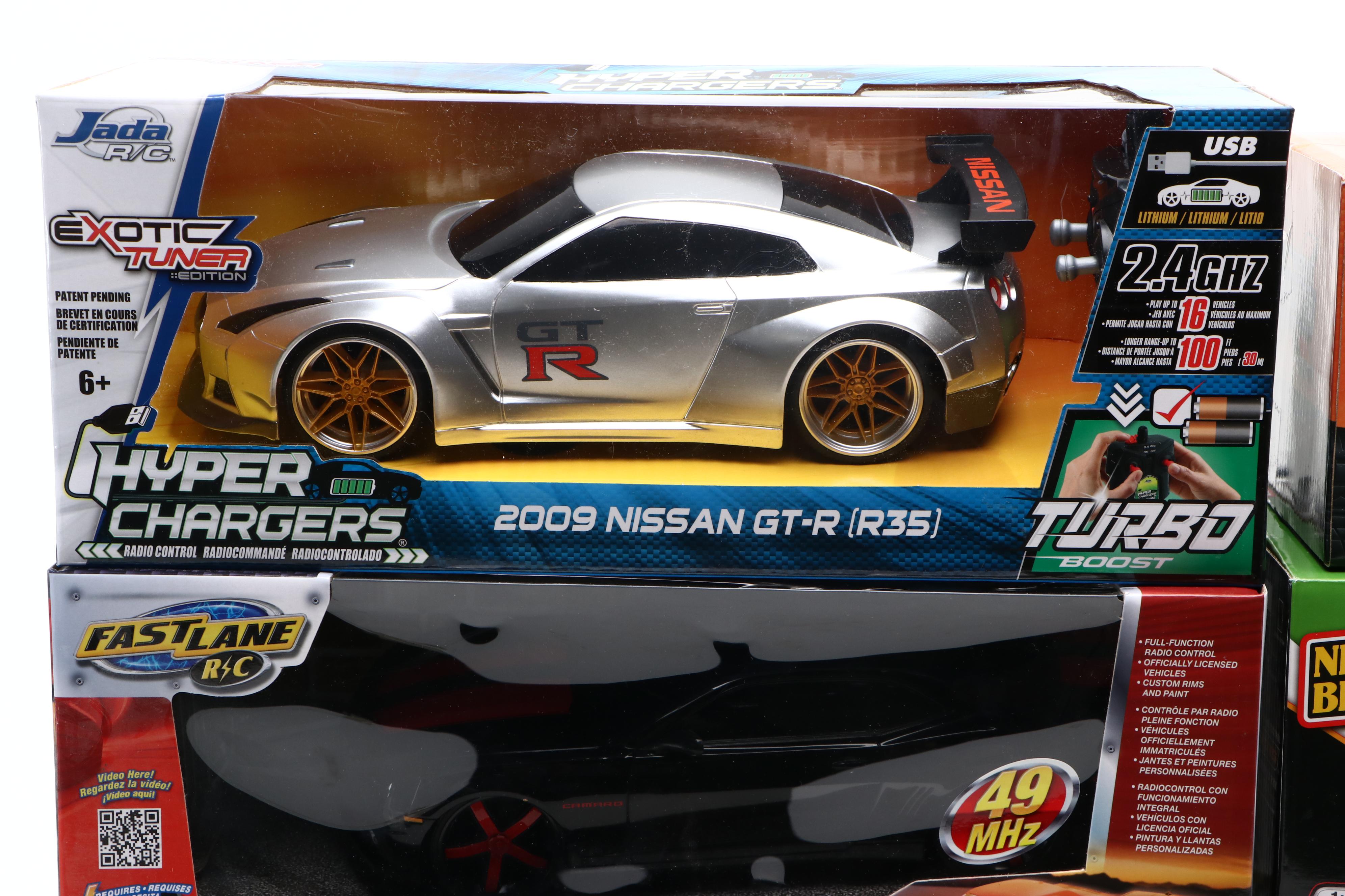Jada R/C Chevrolet Camaro, Nissan GT-R R35, Challenger SRT Hellcat, More
