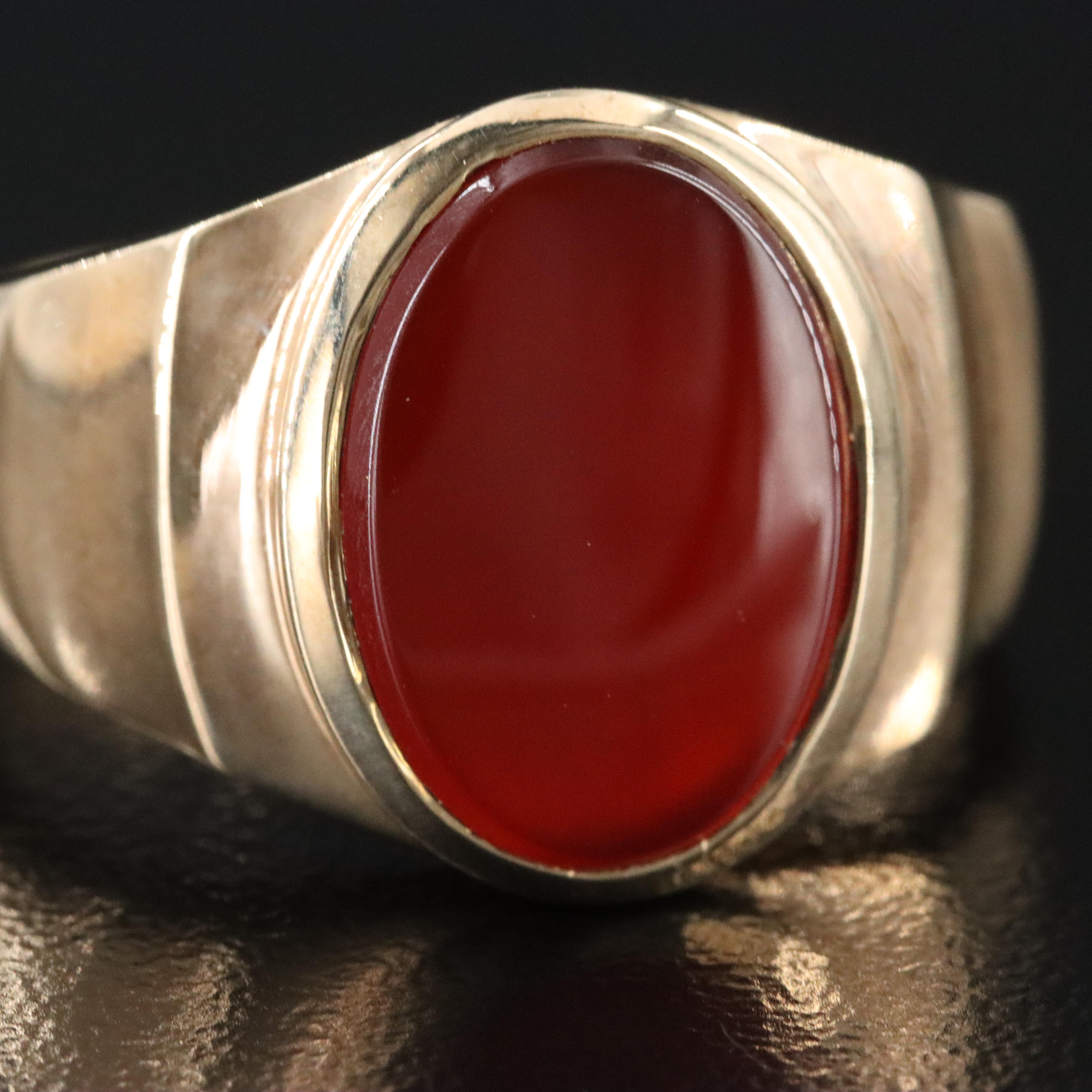 10K Carnelian Signet Ring
