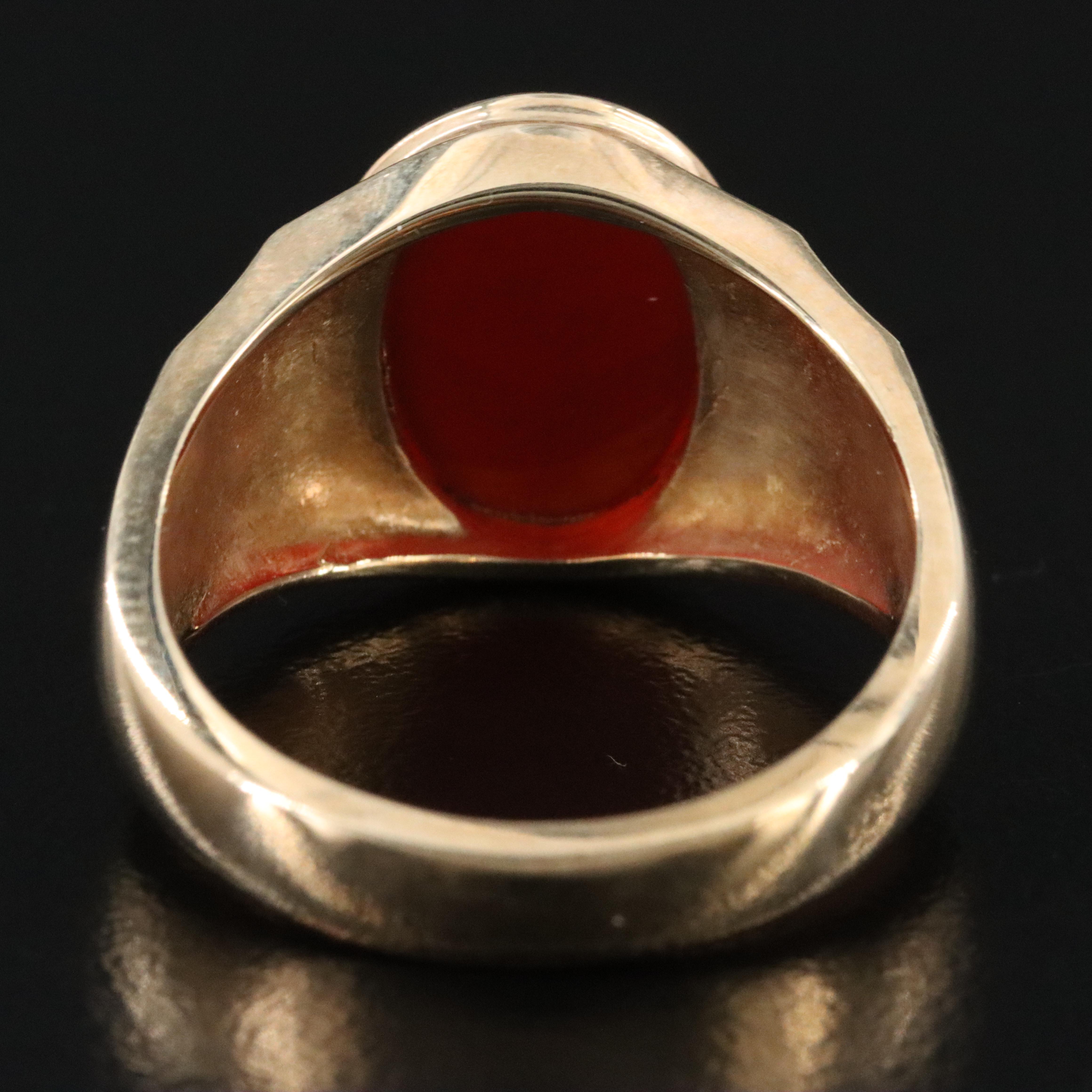 10K Carnelian Signet Ring