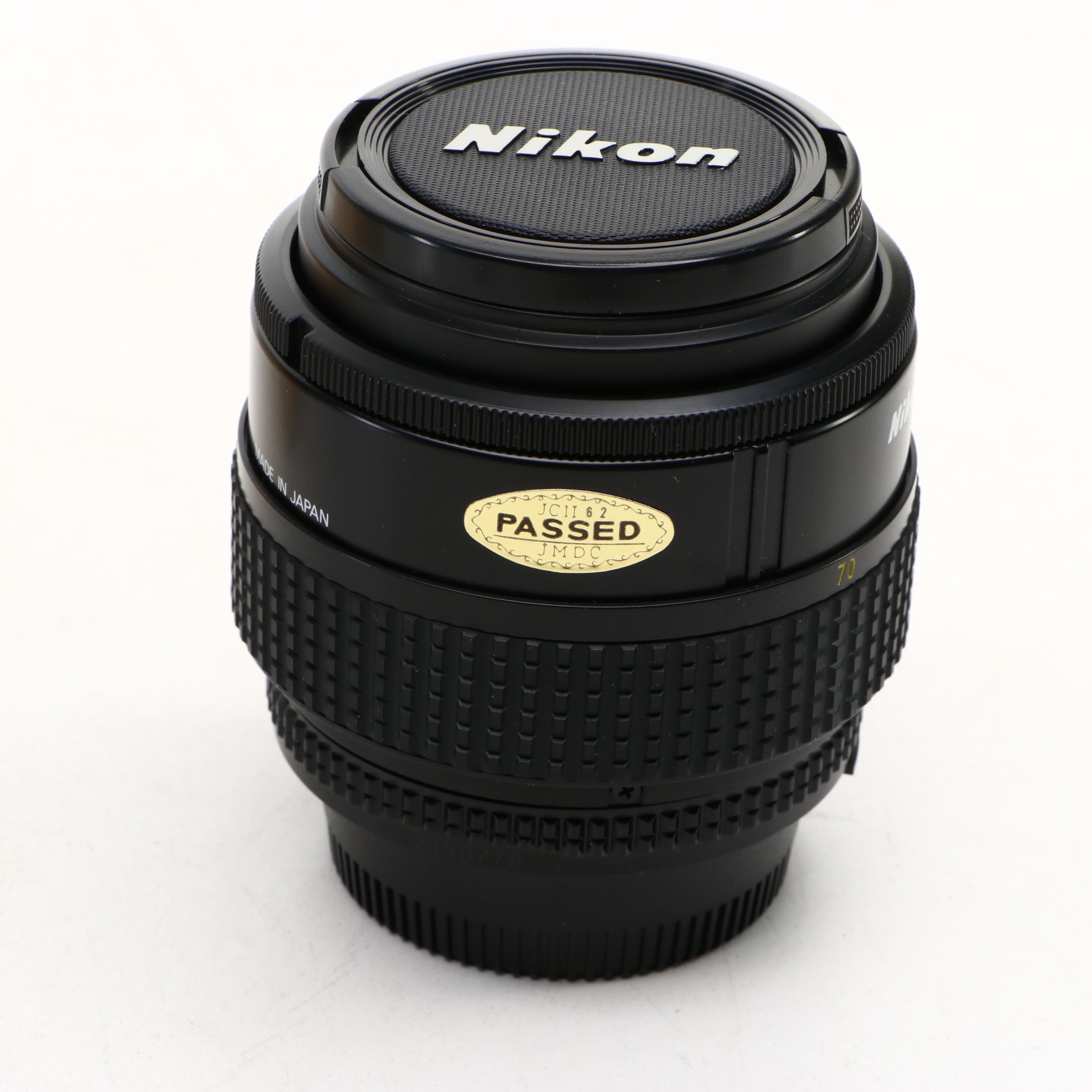 Nikon Nikkor 35–70mm f/3.3–4.5 Zoom Lens