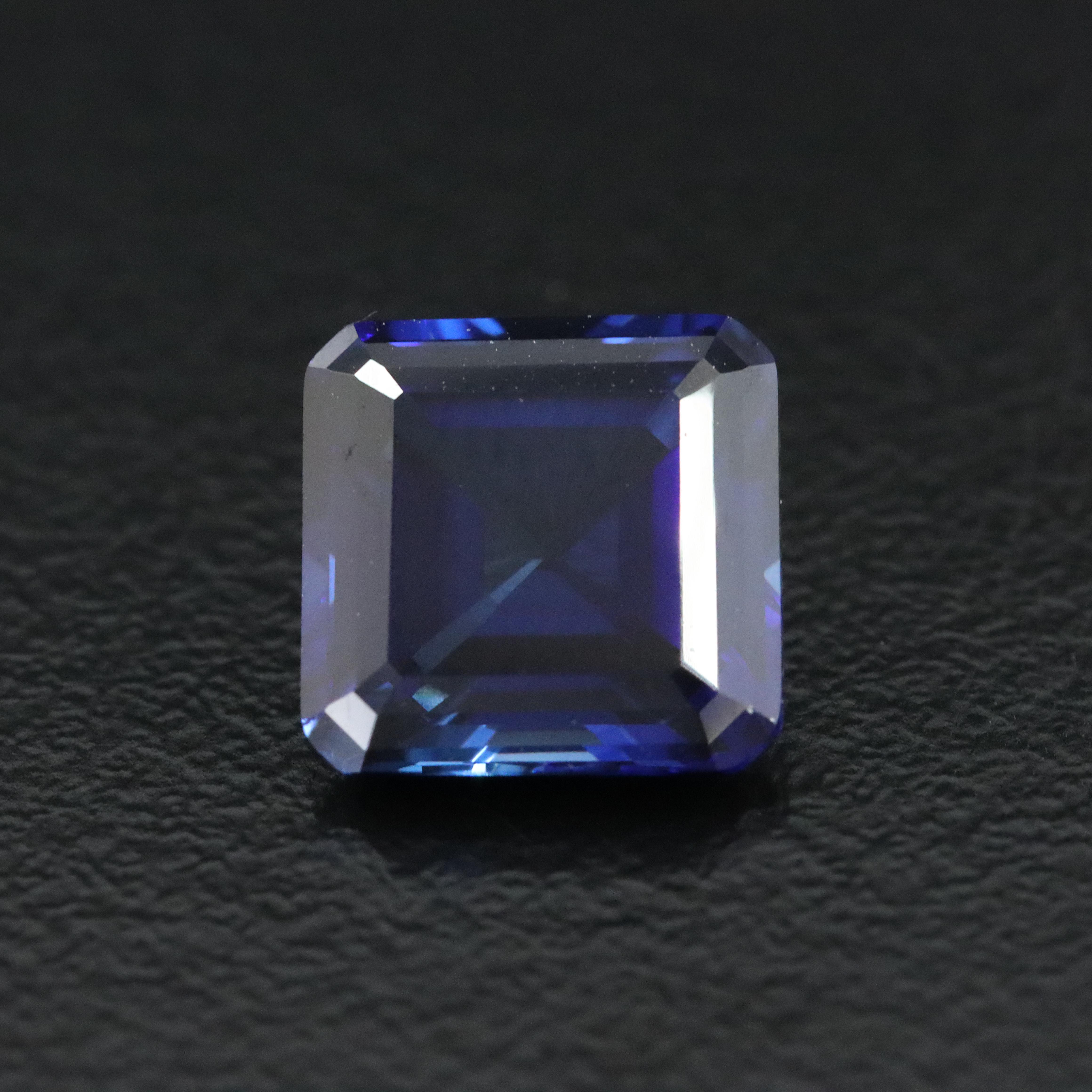 Loose 4.28 CT Lab Grown Sapphire