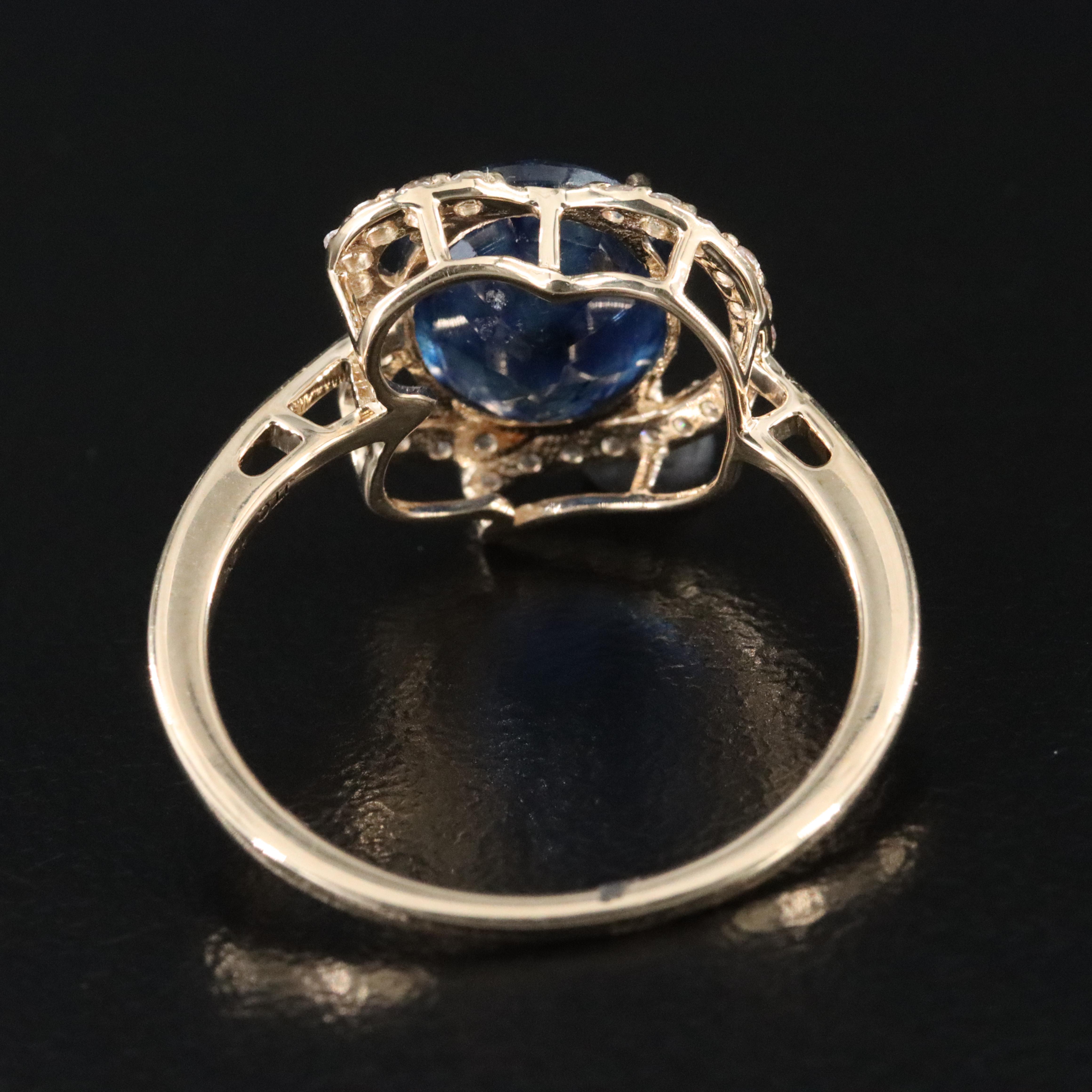 14K 3.19 CT Sapphire and White Sapphire Ring