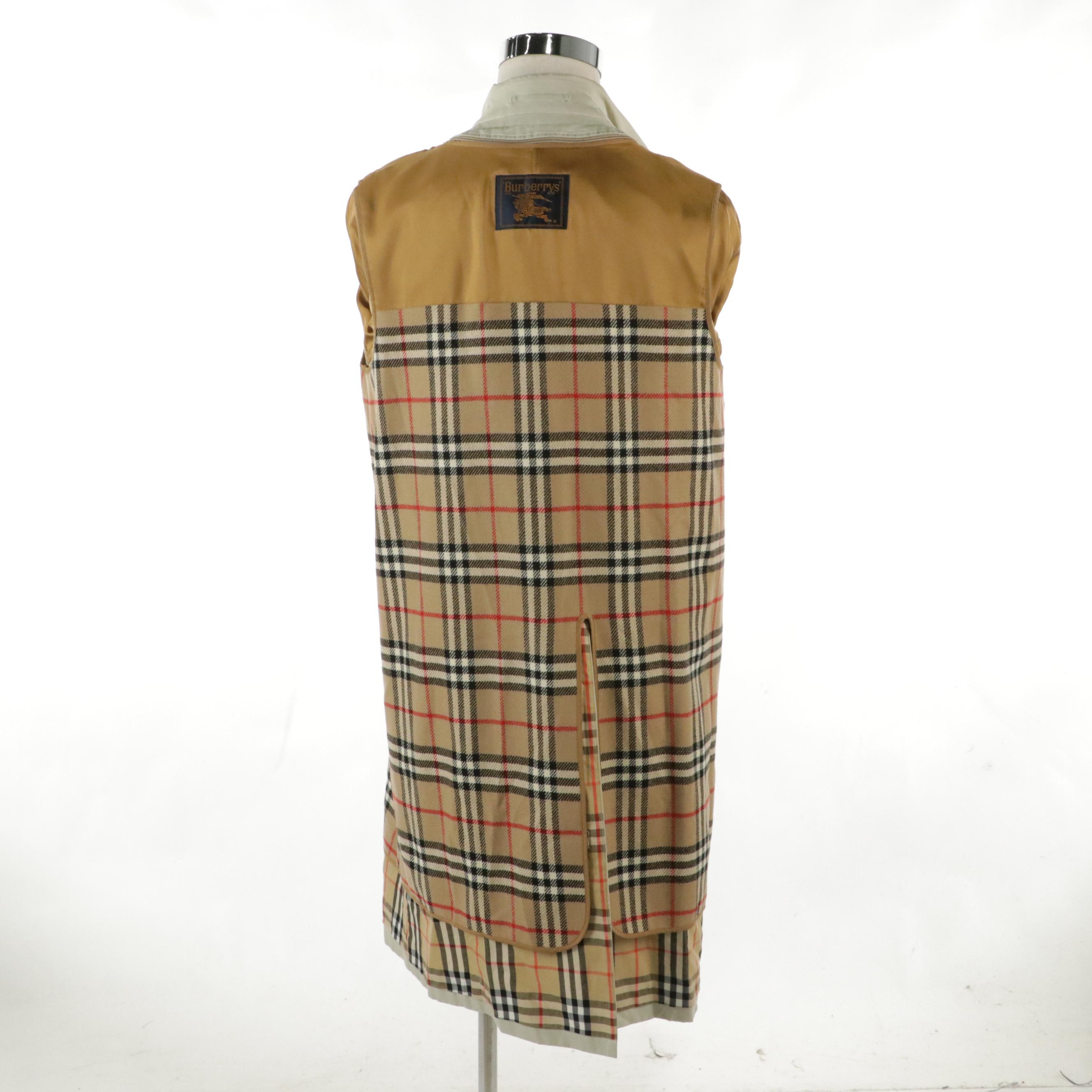 Burberrys Vintage Belted Khaki Cotton Jacket with Wool House Check Lining