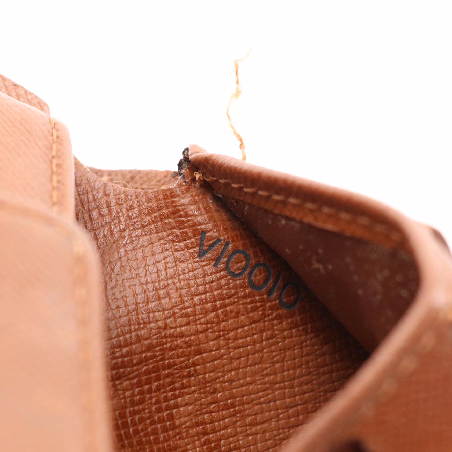 Louis Vuitton Bifold Wallet in Monogram Canvas and Leather