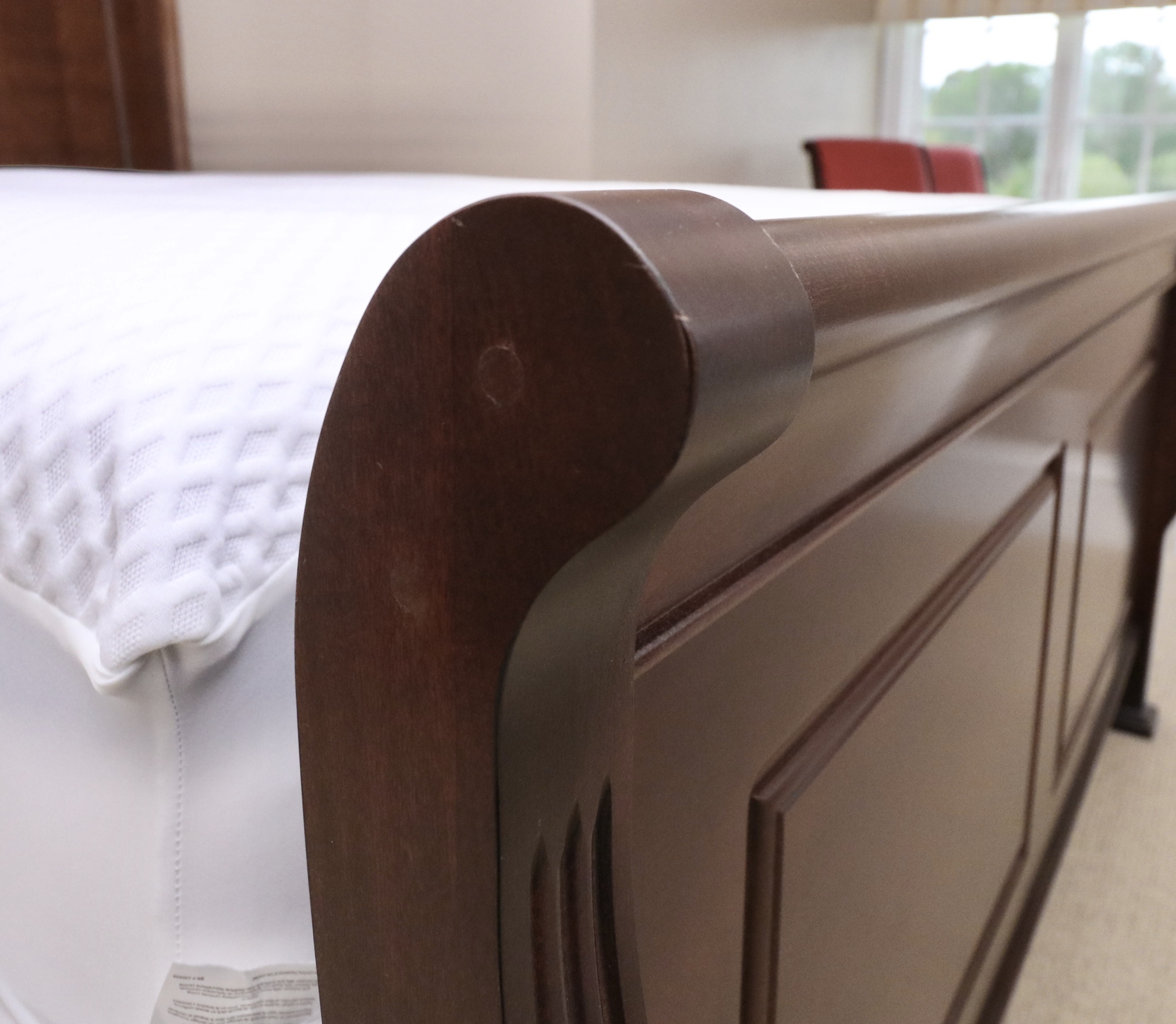 Vaughan-Bassett "French Market" Queen Sleigh Bed and Nightstand