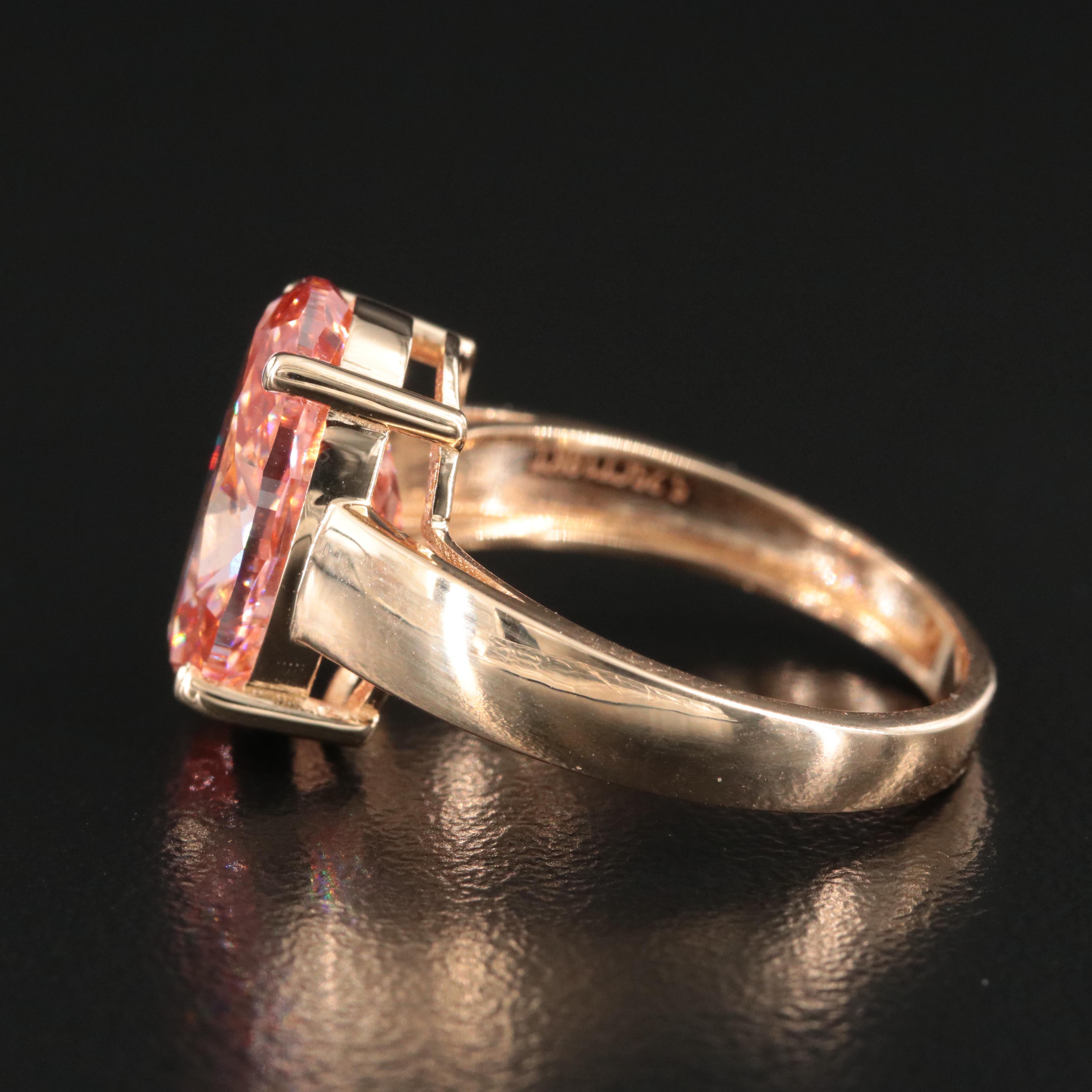 18K 4.37 CT Lab Grown Fancy Pink Diamond Solitaire Ring