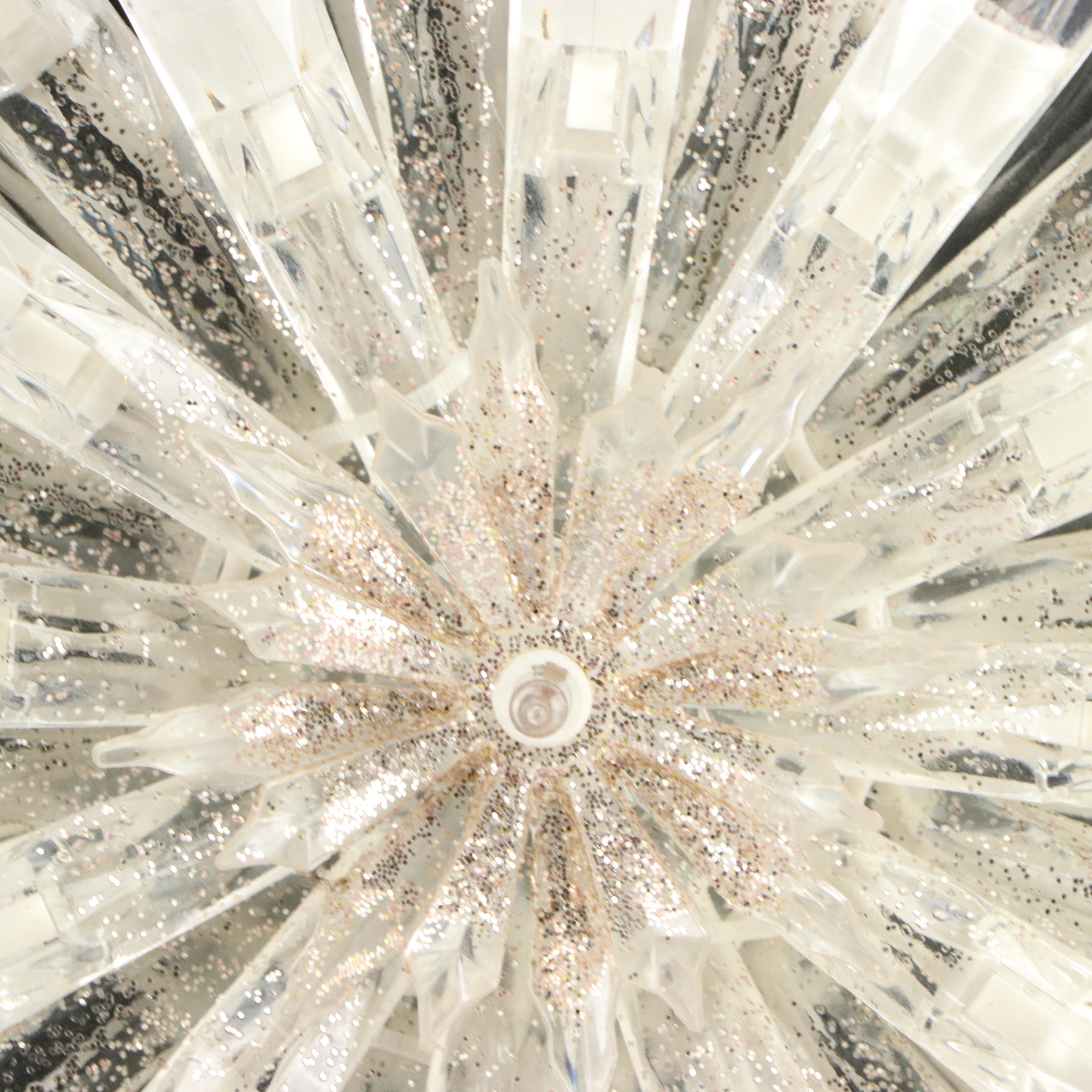 Hearth to Hand Advent Calendar, Illuminated Tree Stars and Other Holiday Décor