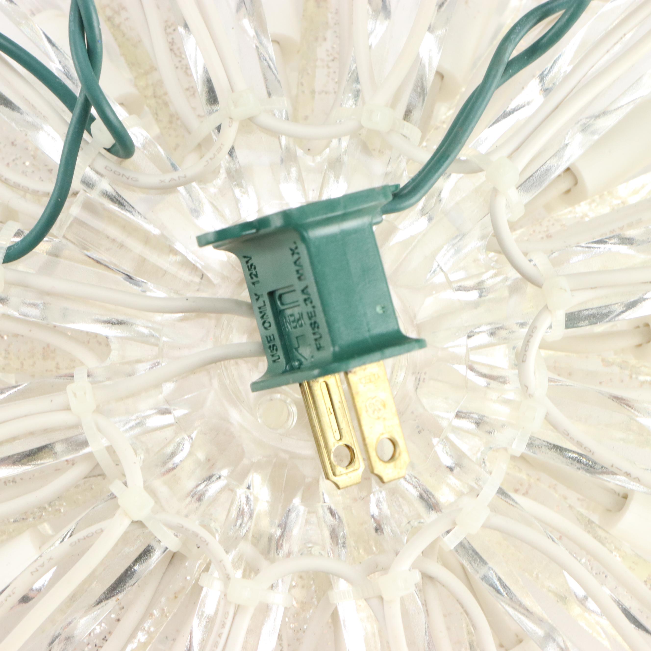 Hearth to Hand Advent Calendar, Illuminated Tree Stars and Other Holiday Décor