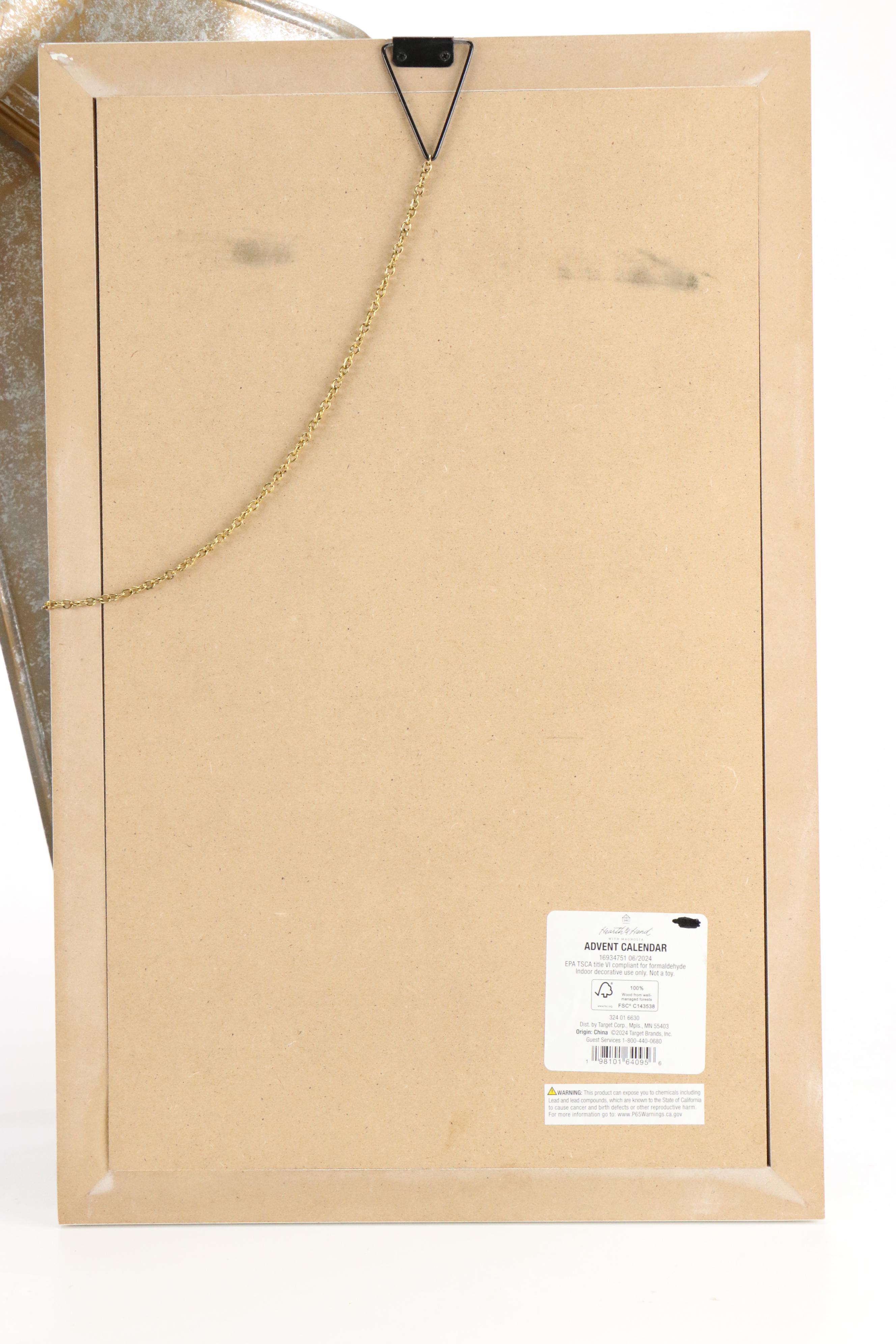 Hearth to Hand Advent Calendar, Illuminated Tree Stars and Other Holiday Décor