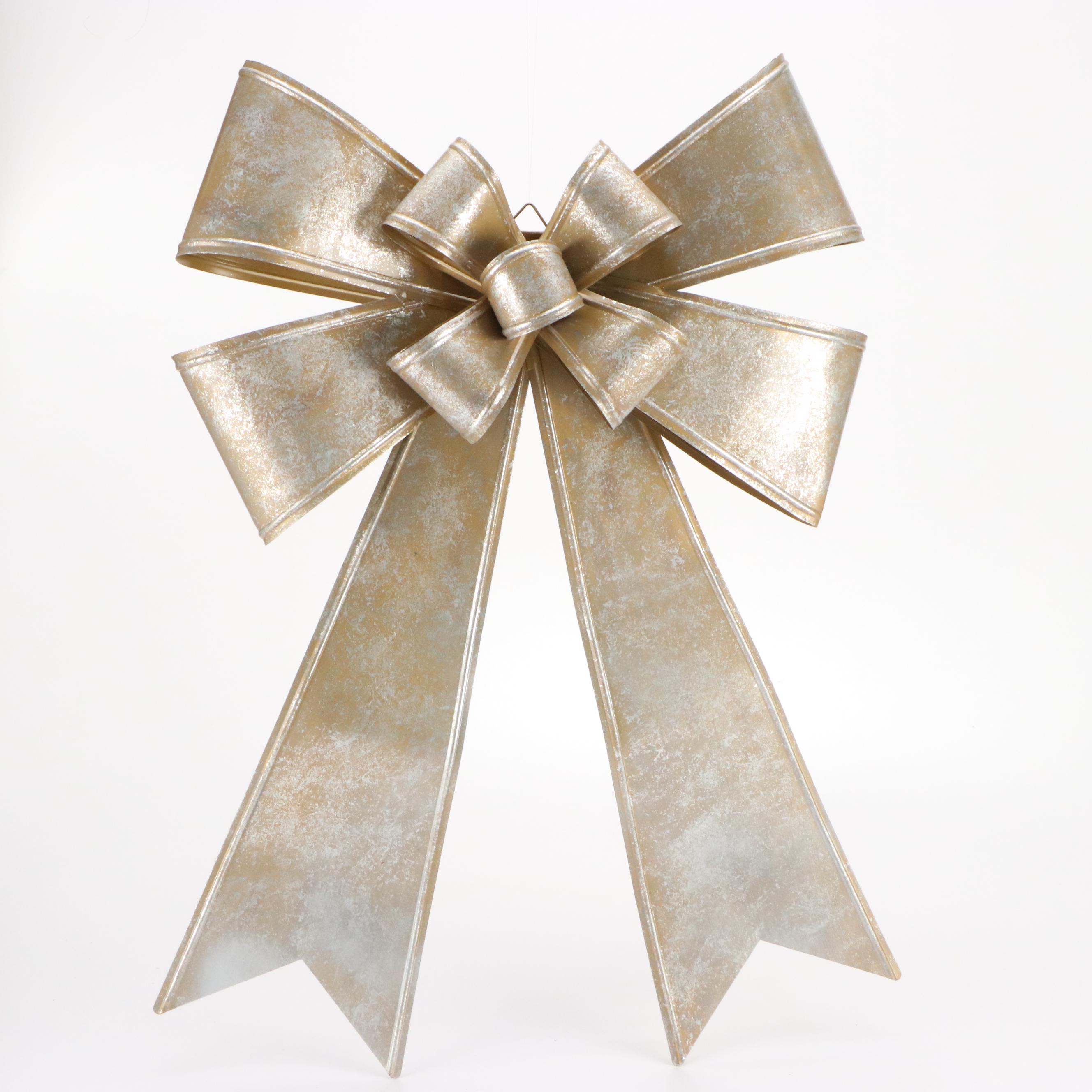 Hearth to Hand Advent Calendar, Illuminated Tree Stars and Other Holiday Décor