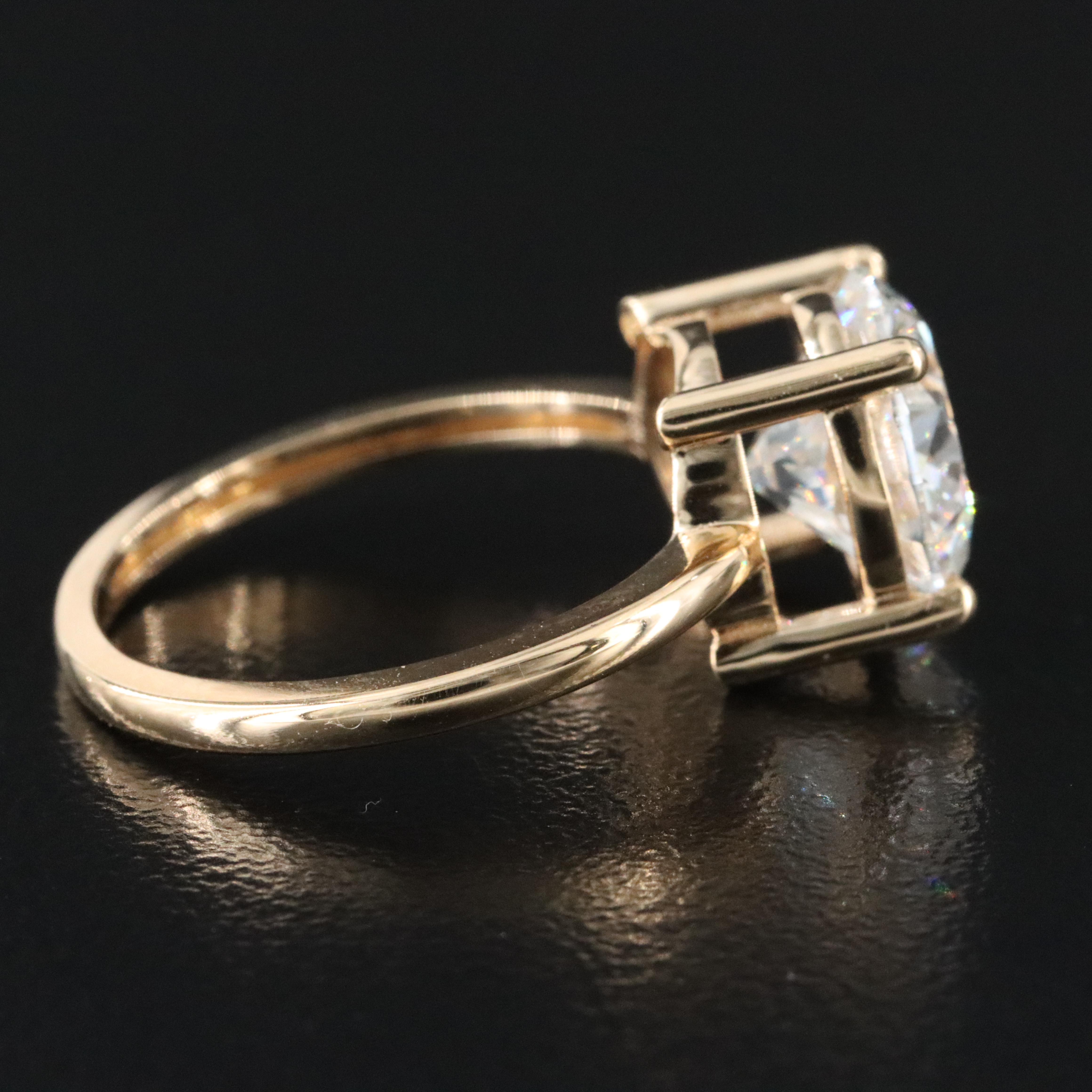 18K 3.03 CT Lab Grown Diamond Solitaire Ring with IGI Report