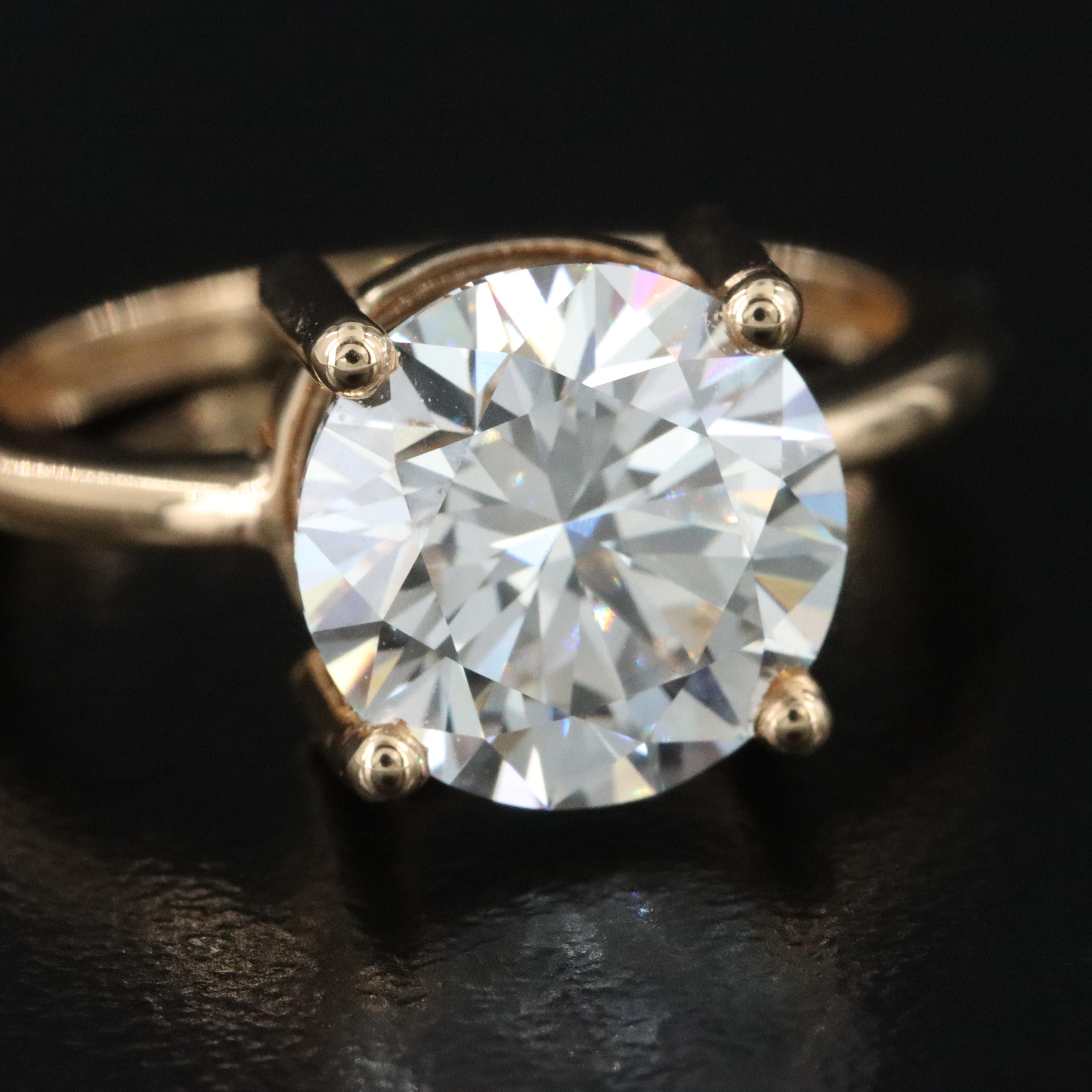 18K 3.03 CT Lab Grown Diamond Solitaire Ring with IGI Report