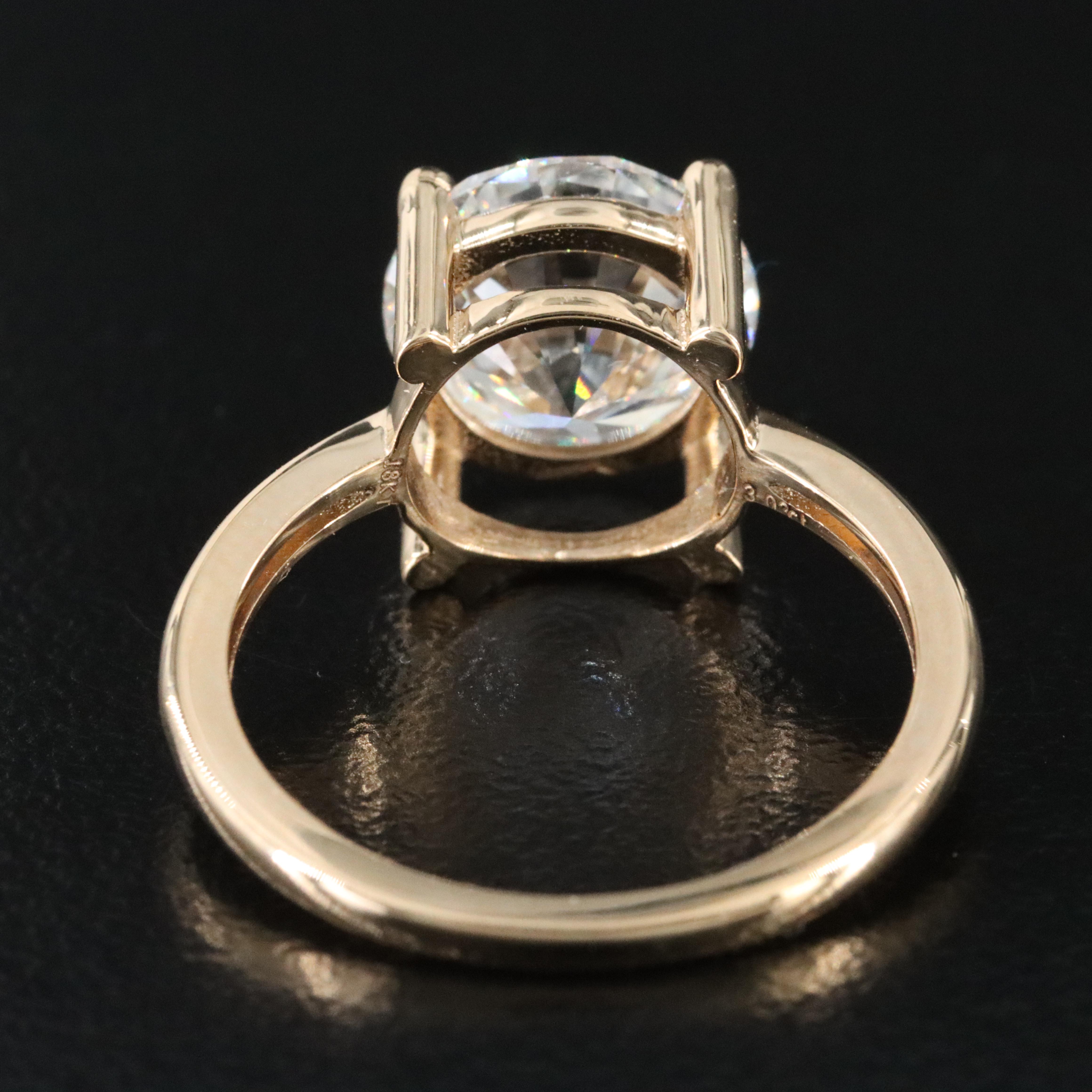 18K 3.03 CT Lab Grown Diamond Solitaire Ring with IGI Report