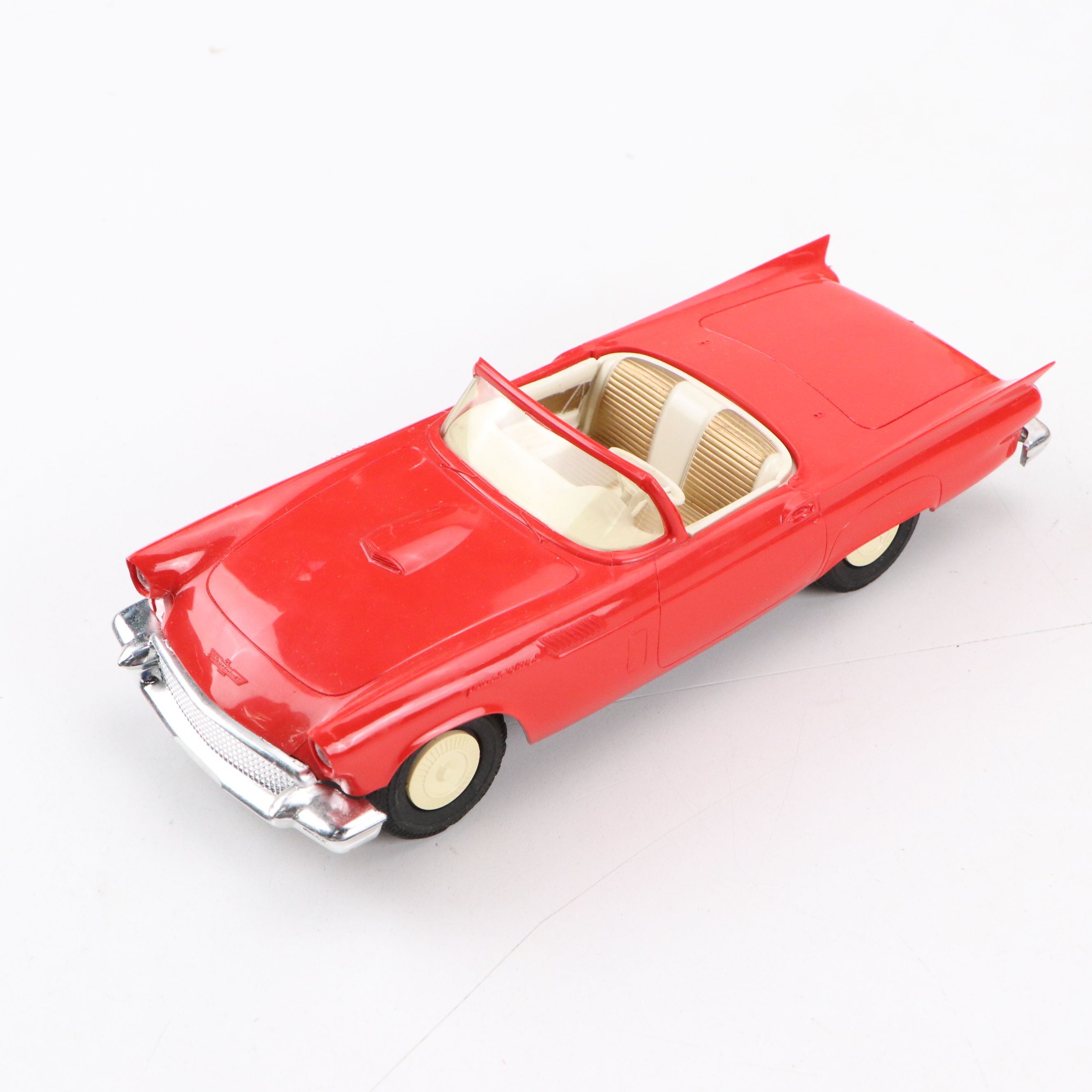 AMT 1966 Ford Thunderbird with More Vintage Model Car Kits