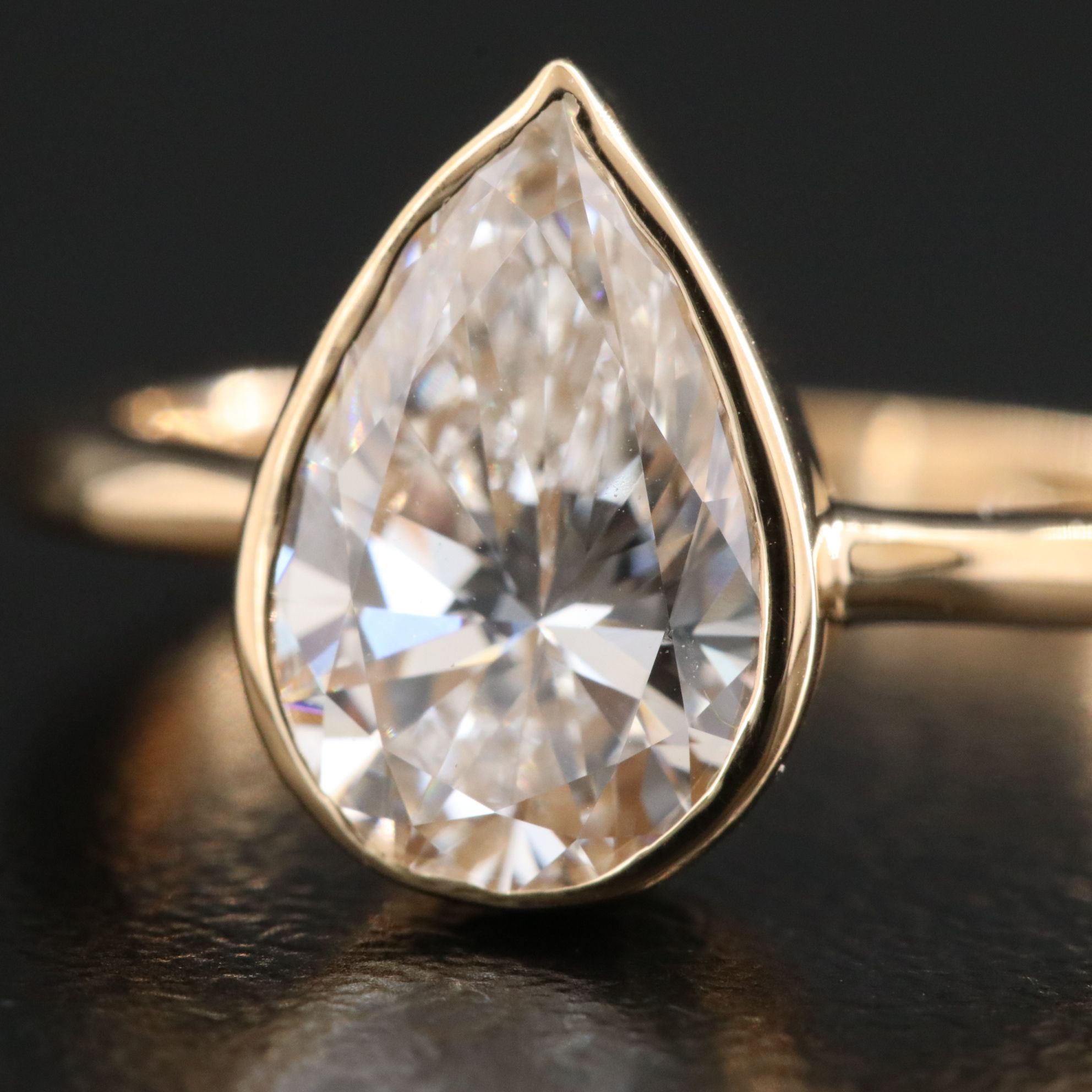 18K 1.96 CT Lab Grown Diamond Solitaire Ring with IGI Report