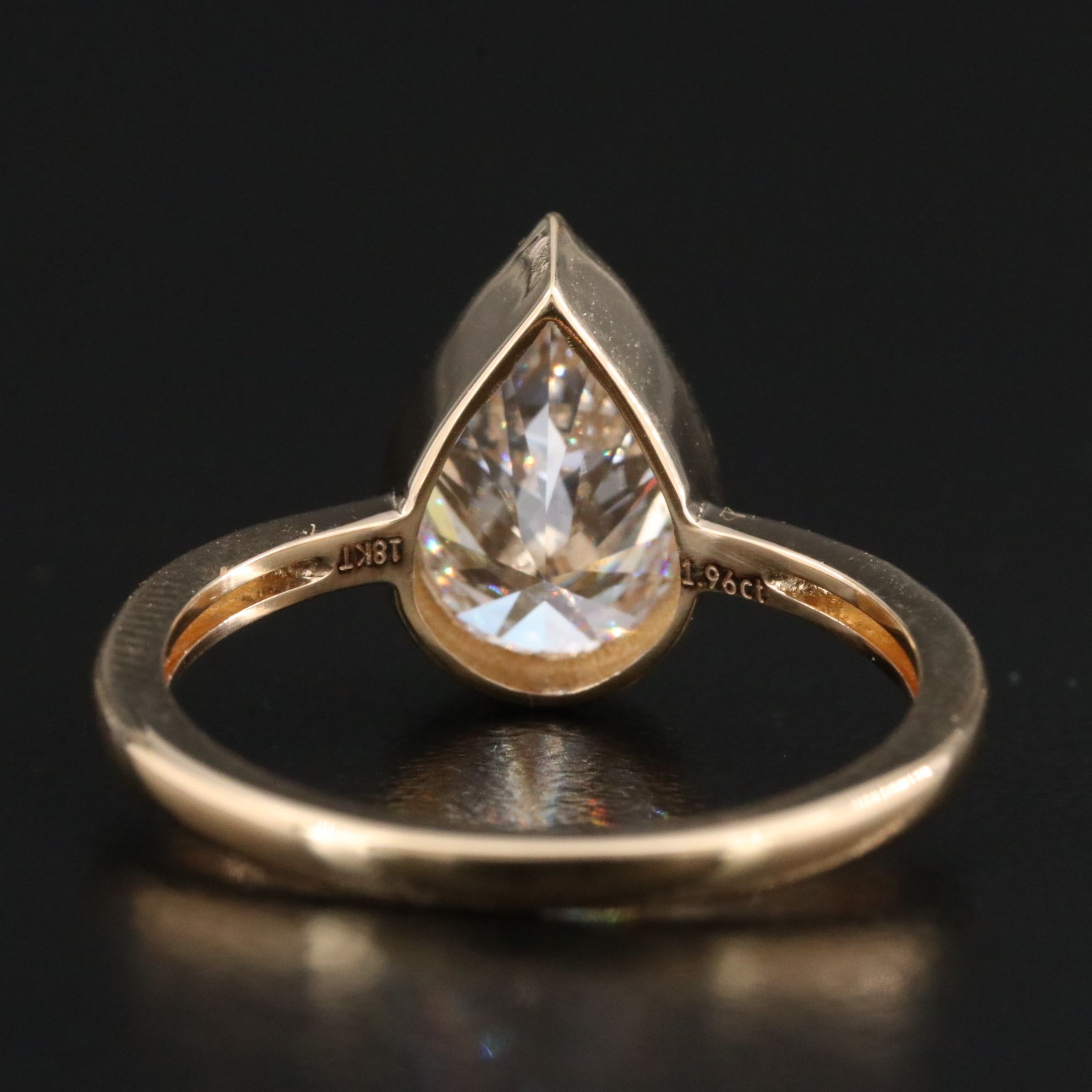 18K 1.96 CT Lab Grown Diamond Solitaire Ring with IGI Report