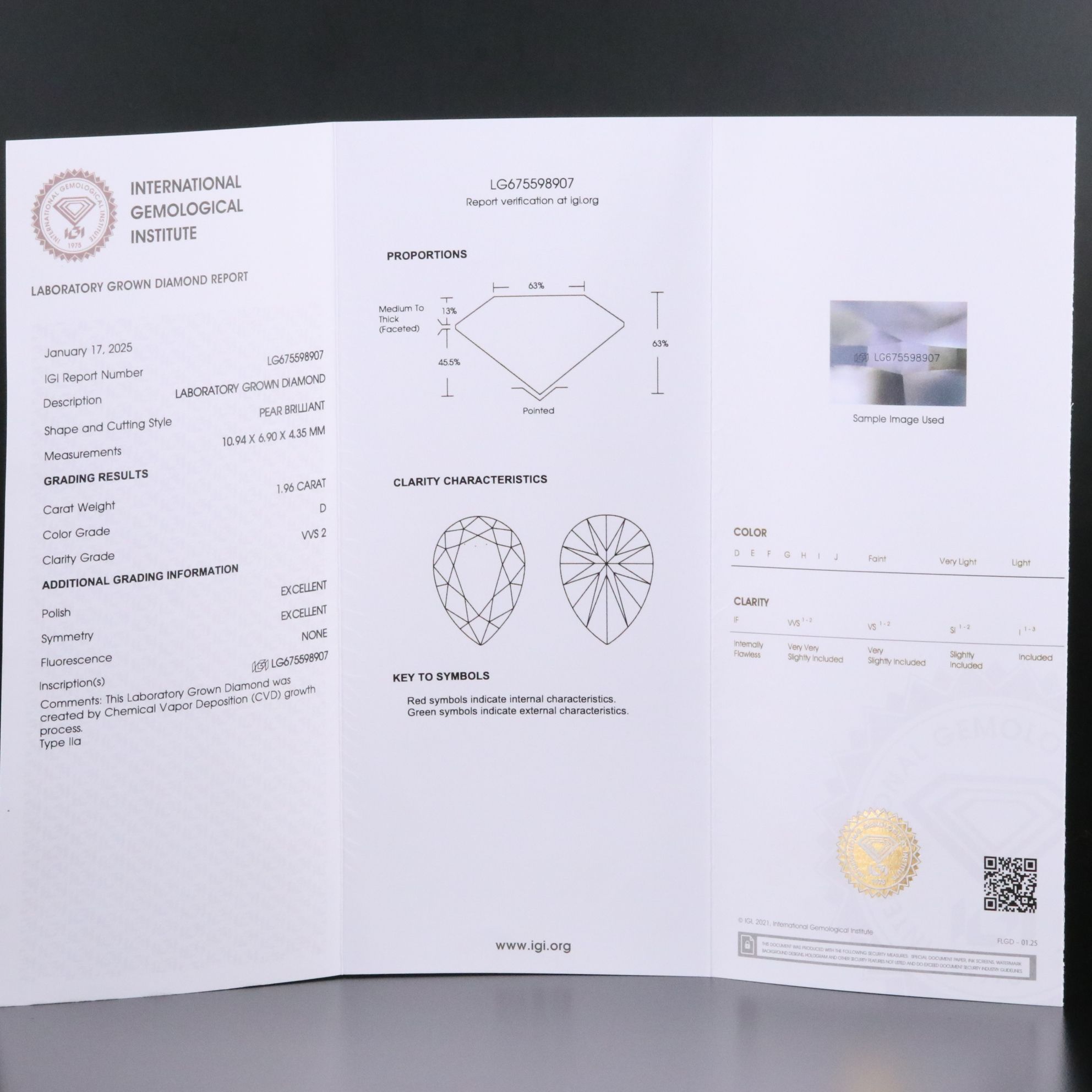 18K 1.96 CT Lab Grown Diamond Solitaire Ring with IGI Report