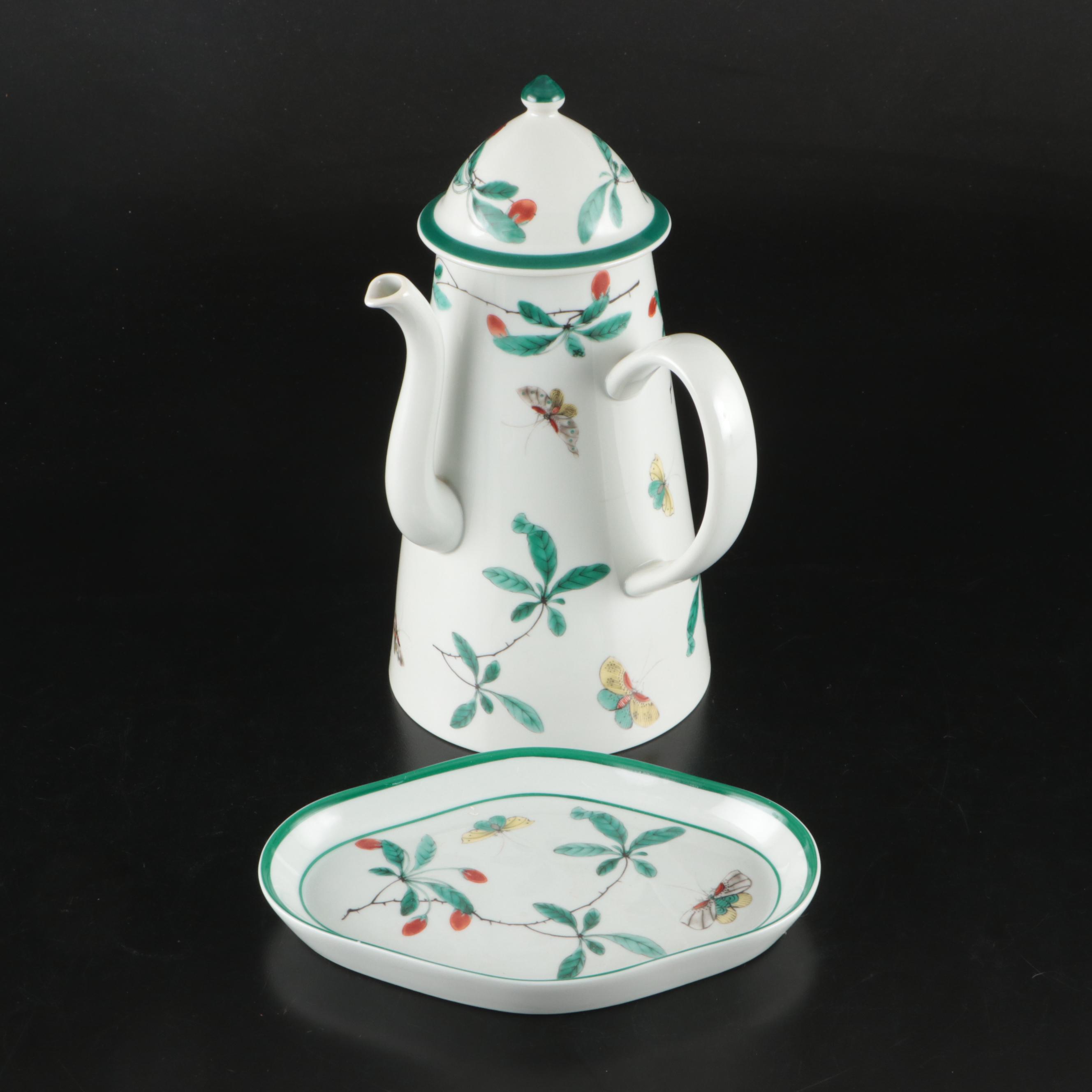 Mottahedeh "Famille Verte" Porcelain Coffee Pot and Tray