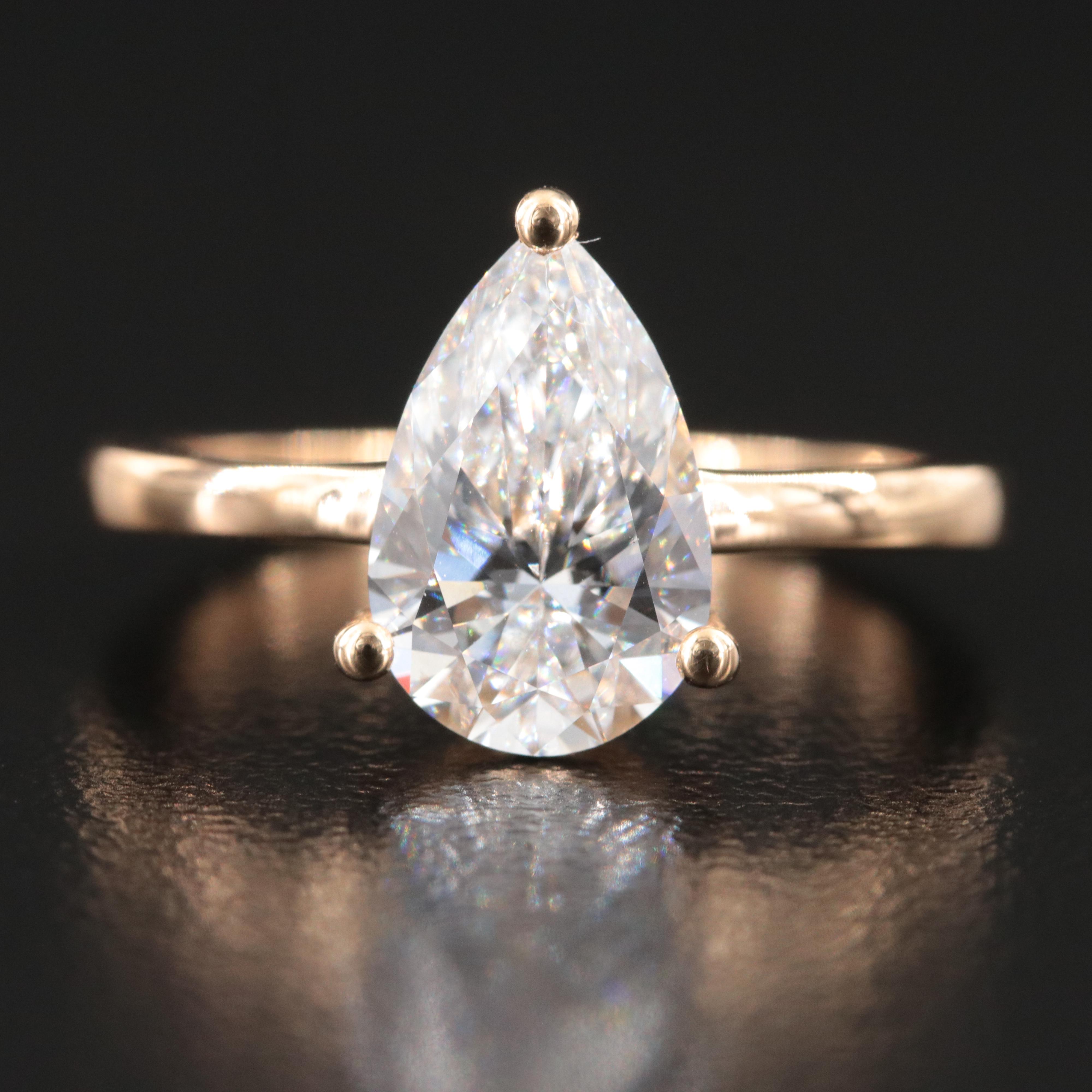 18K 1.98 CT Lab Grown Diamond Solitaire Ring with IGI report