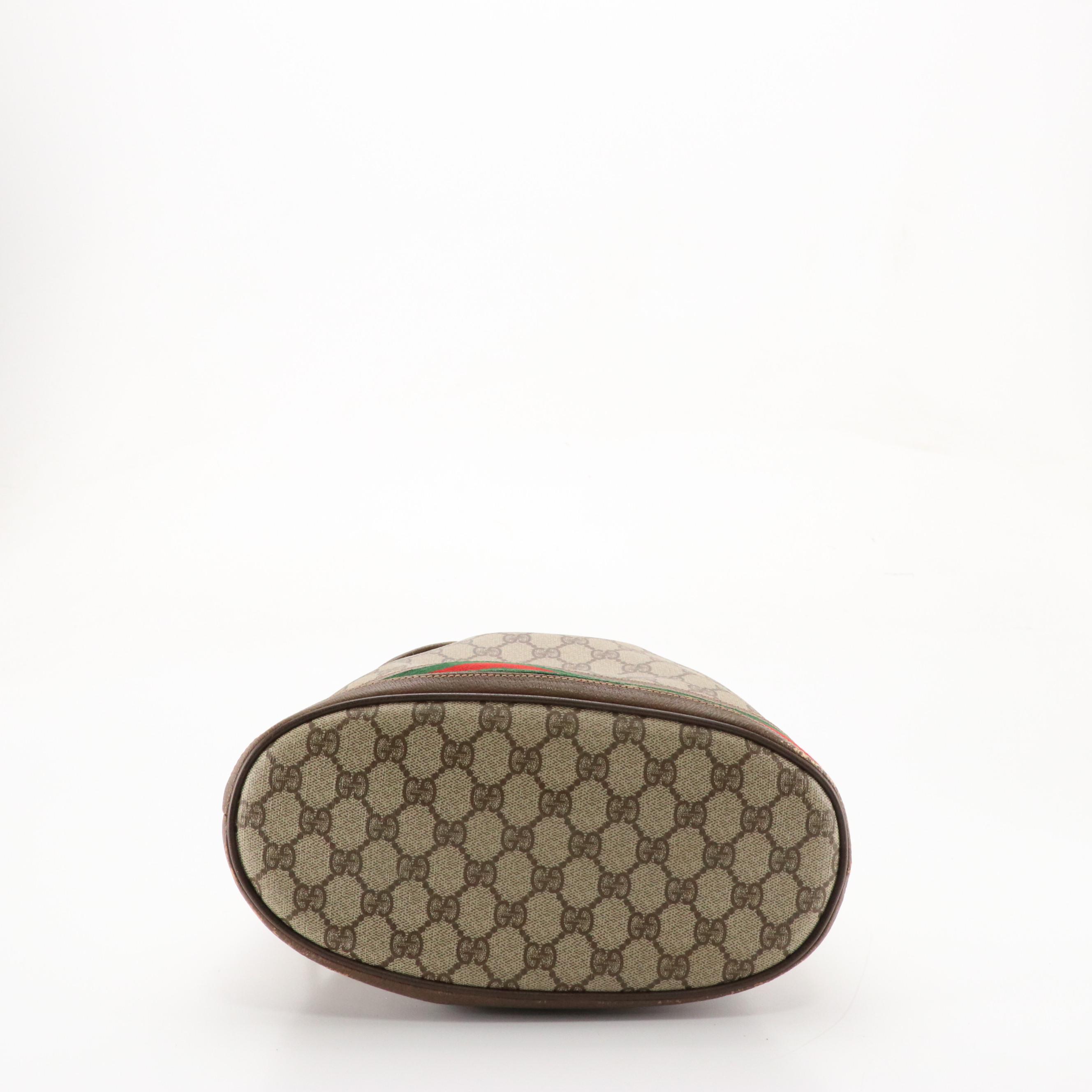 Gucci Accessory Collection Drawstring Bucket Bag in GG Supreme Canvas & Leather