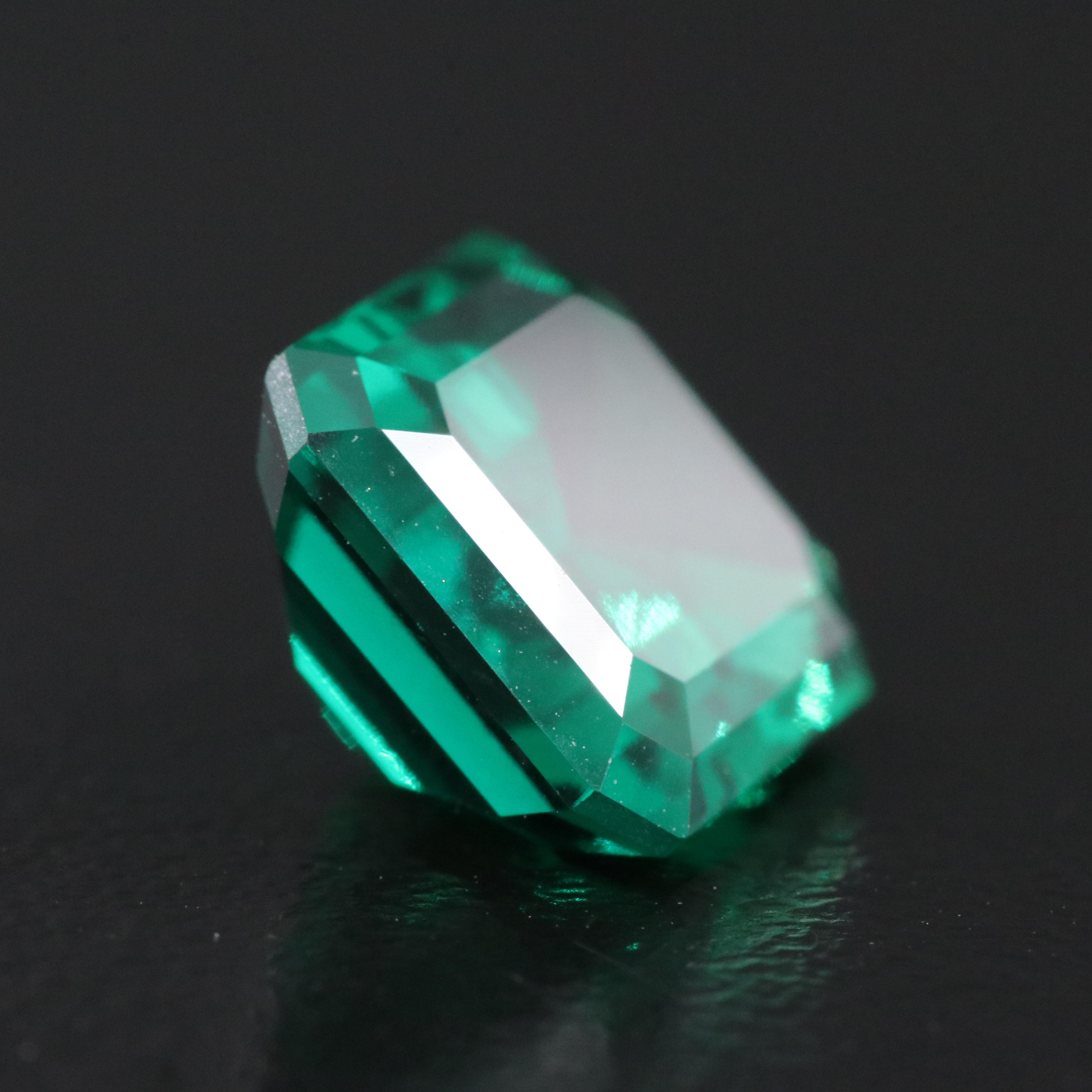 Loose 3.80 CT Lab Grown Emerald