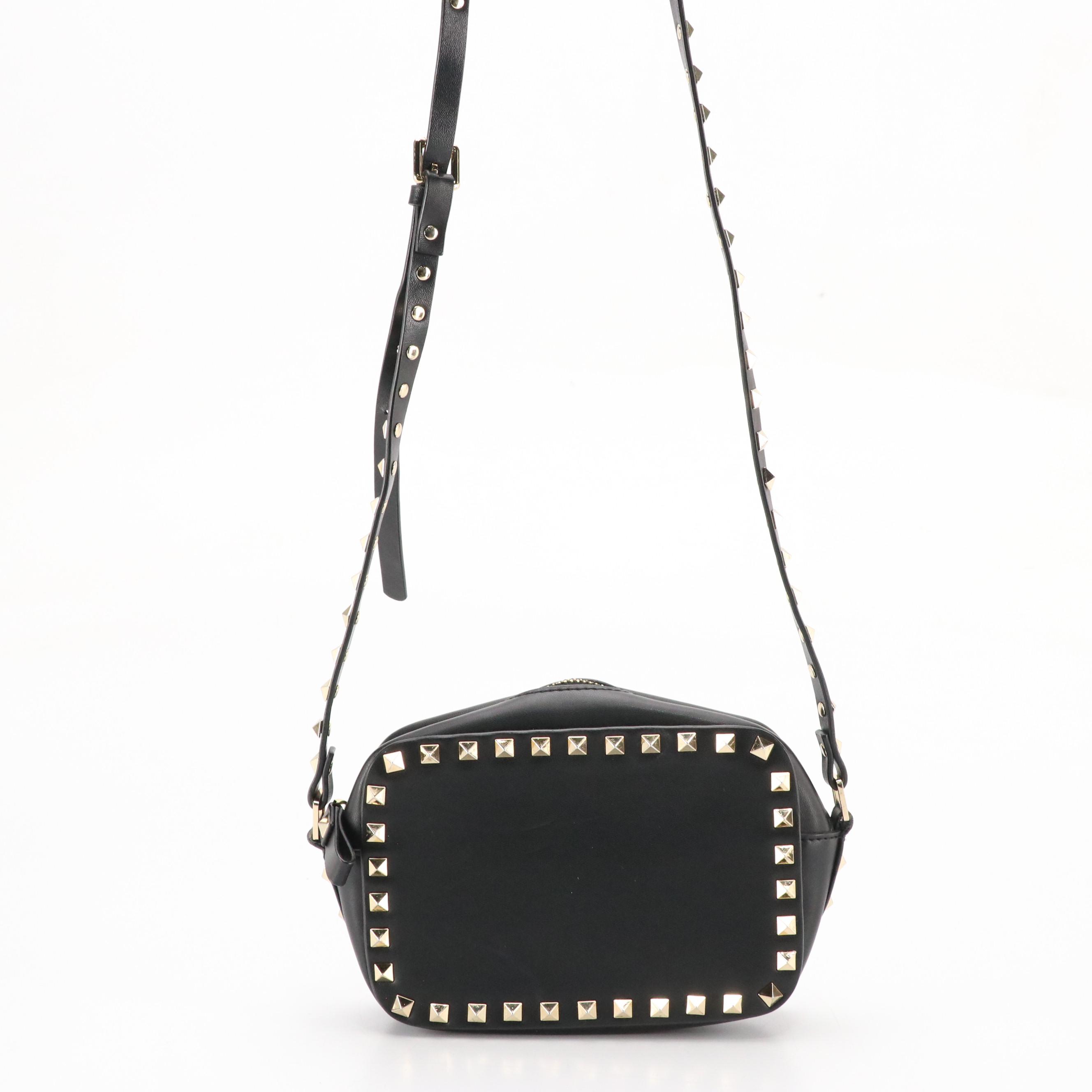 Valentino Garavani Rockstud Crossbody Bag in Black Calfskin Leather