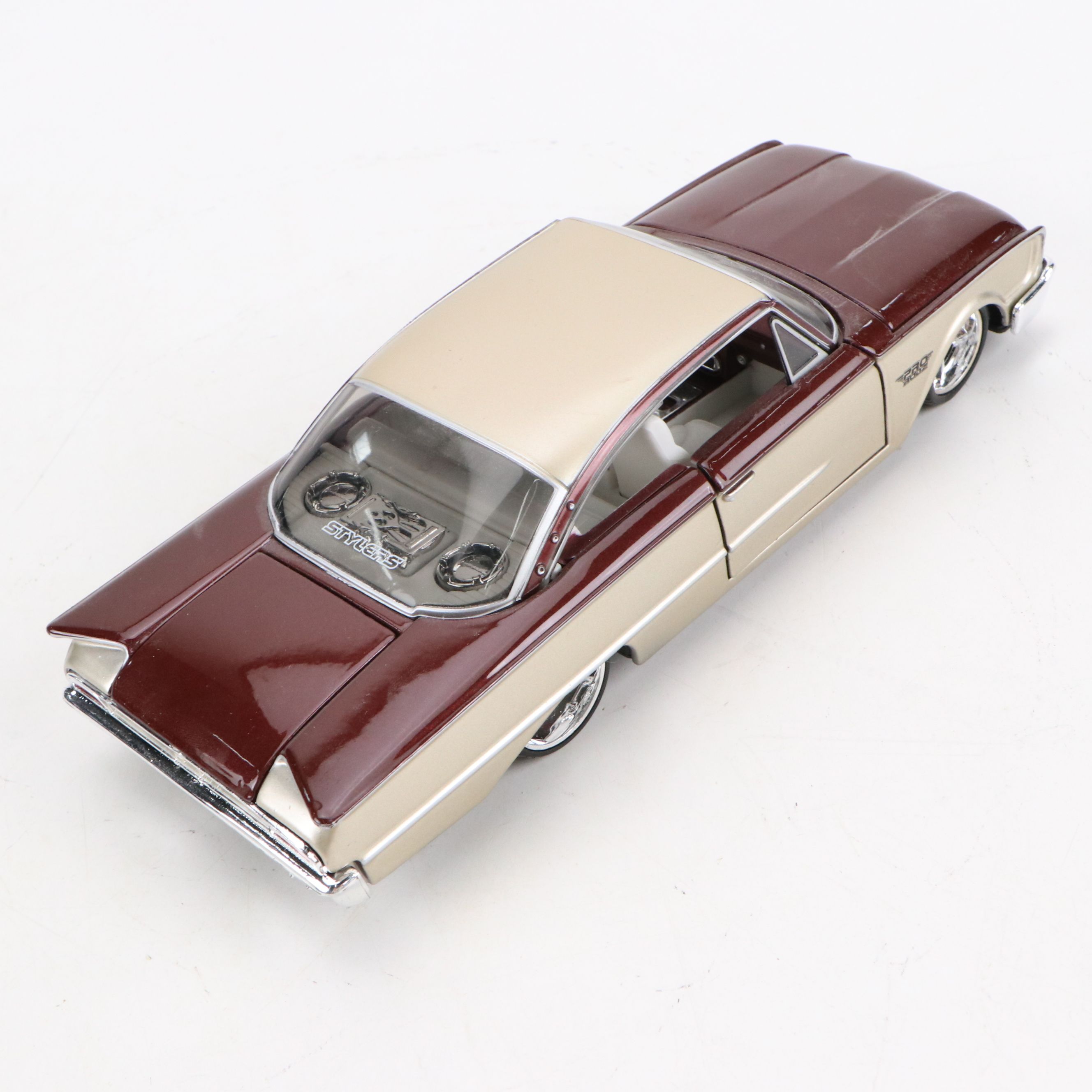 Maisto "1960 Ford Starliner" and More Model Cars