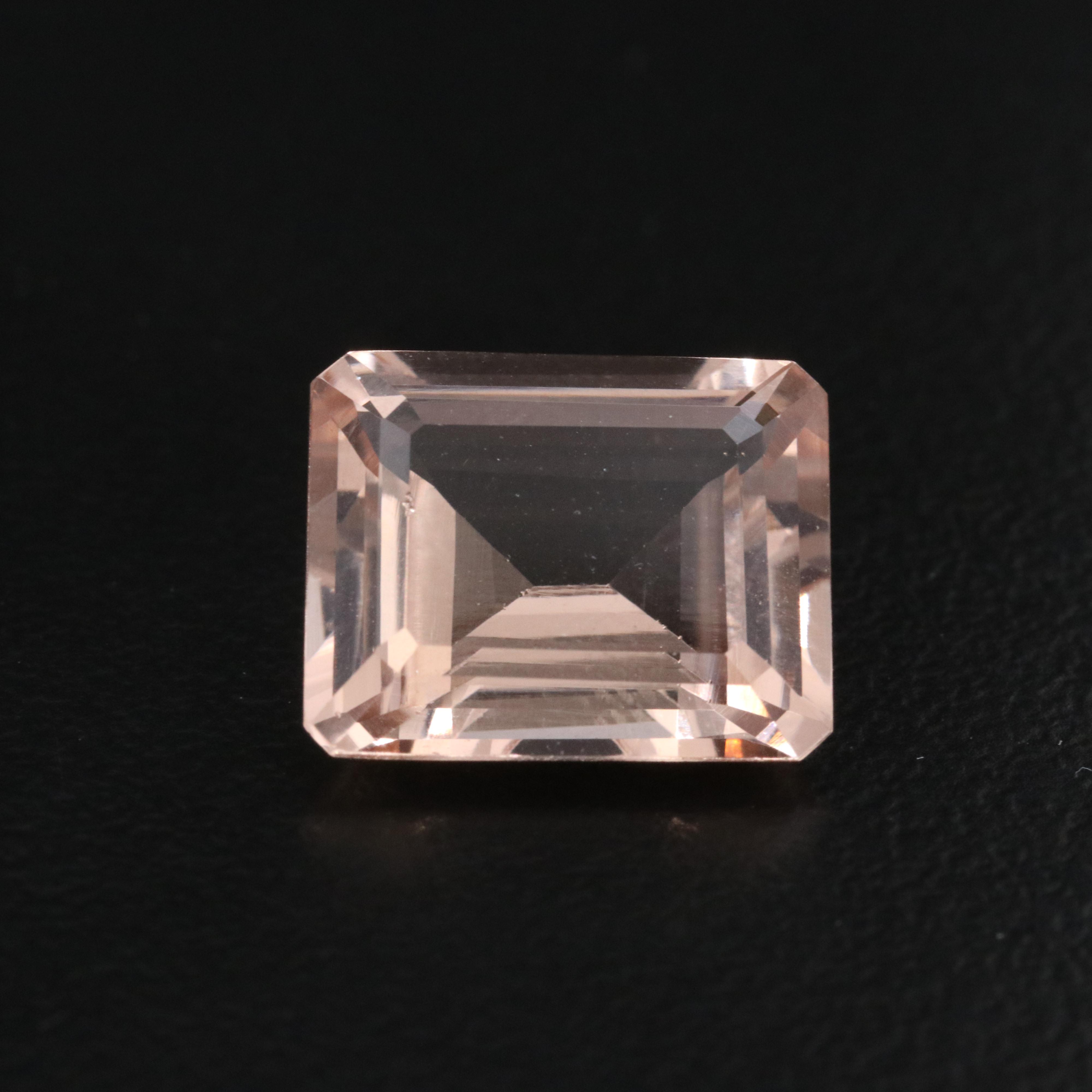 Loose 4.69 CT Morganite with IGI Report