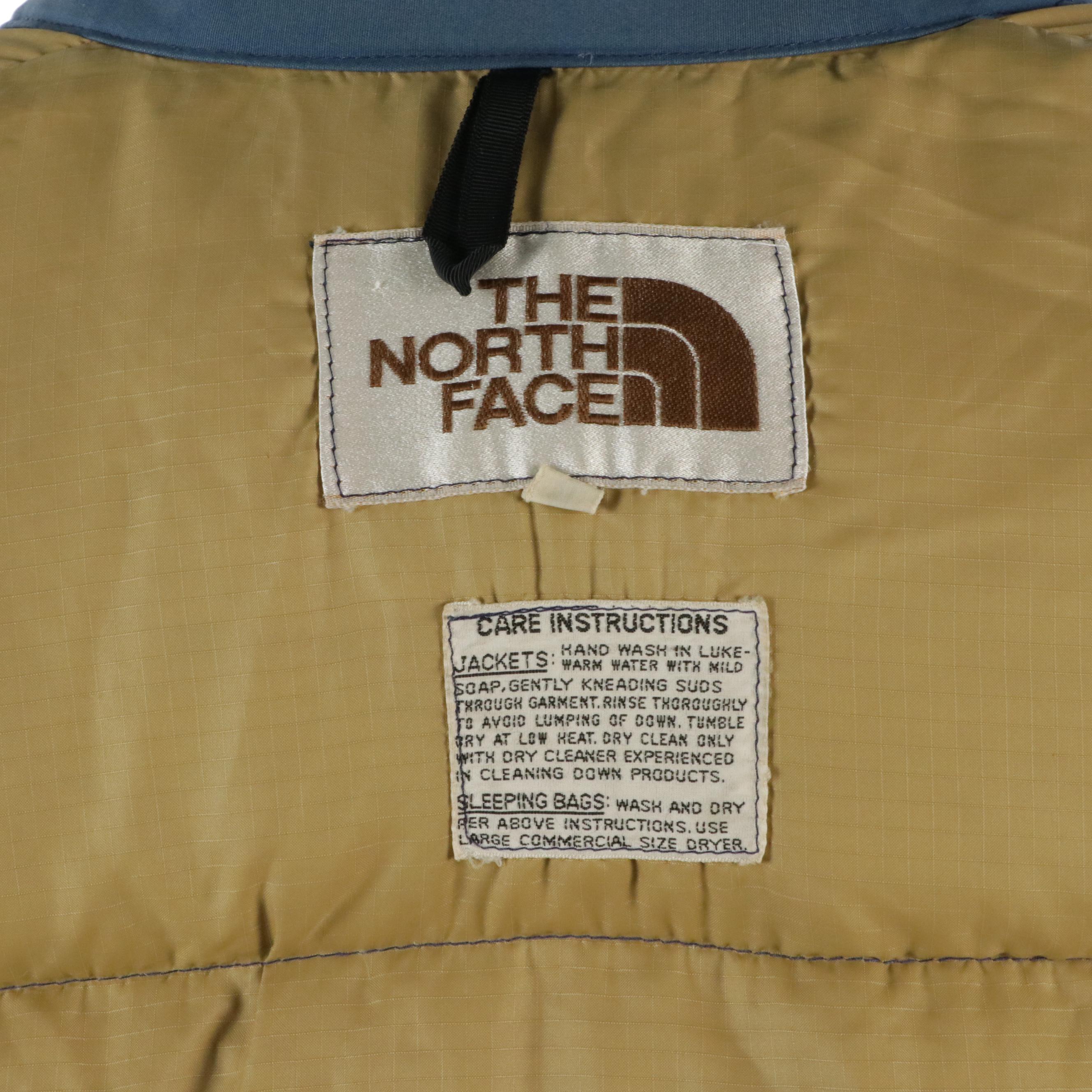 The North Face Blue Puffer Snap-Front Vest
