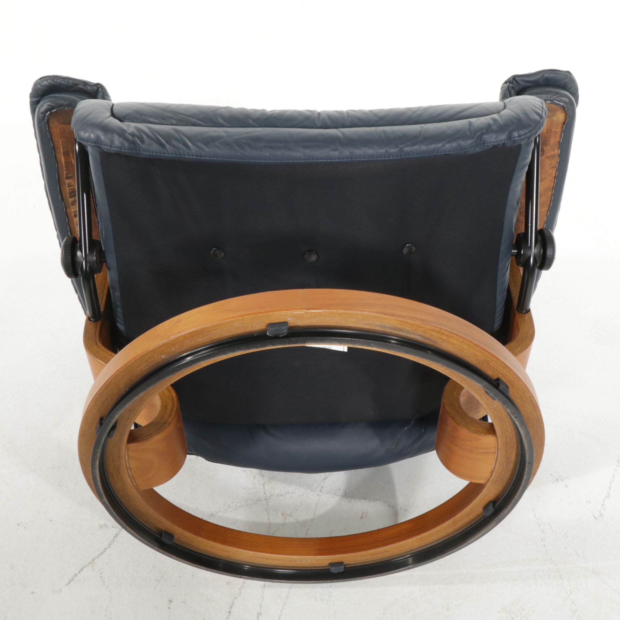 Ekornes Scandinavian Modern Formed Wood Leather Lounge Chair