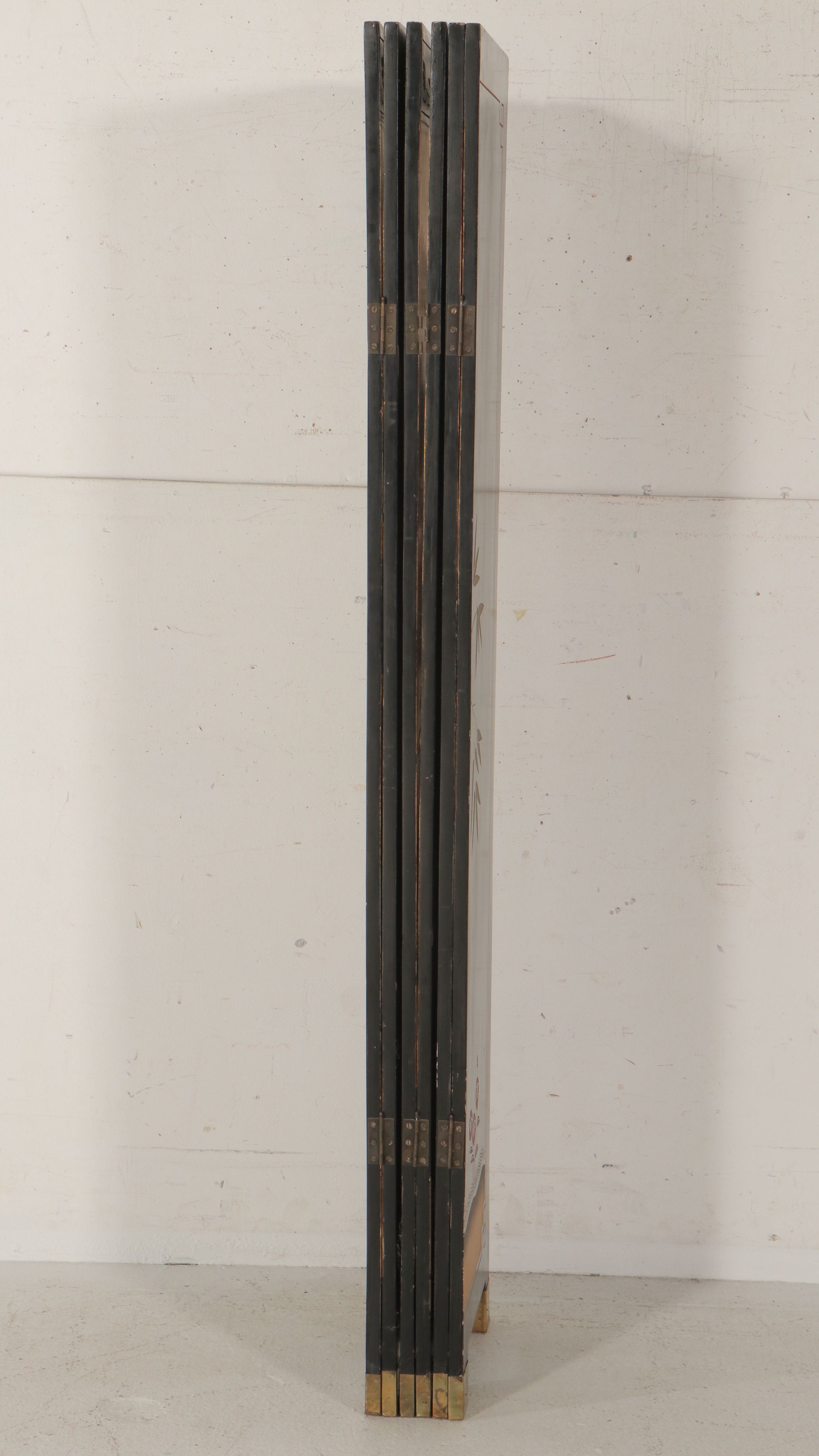 Chinese Parcel-Gilt and Lacquered Wood Six-Panel Room Screen