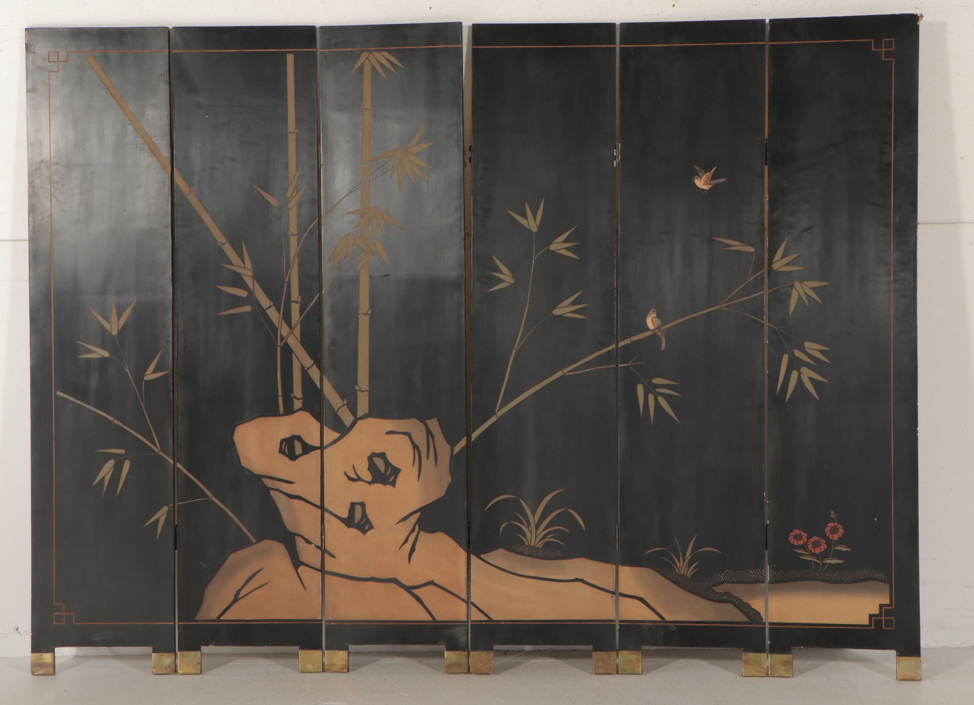 Chinese Parcel-Gilt and Lacquered Wood Six-Panel Room Screen