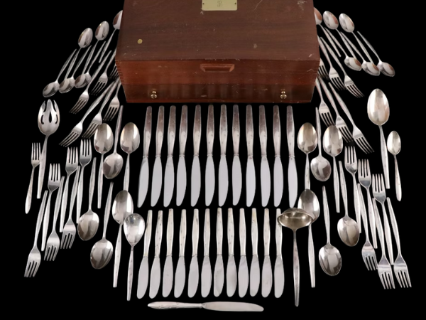 Dress Up Your Dining Room