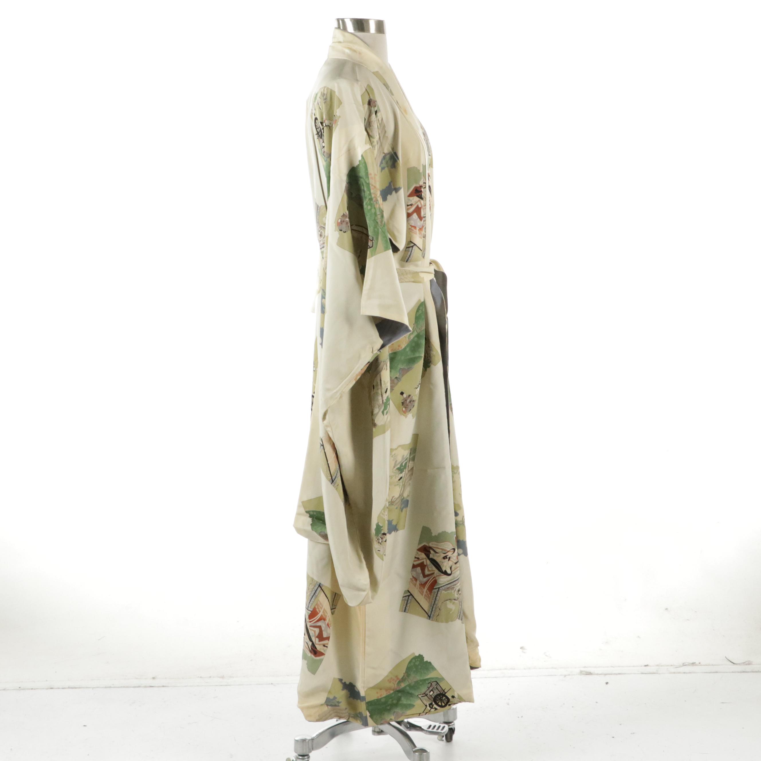 Japanese Furisode Kimono in Patterned Silk with Display Rod